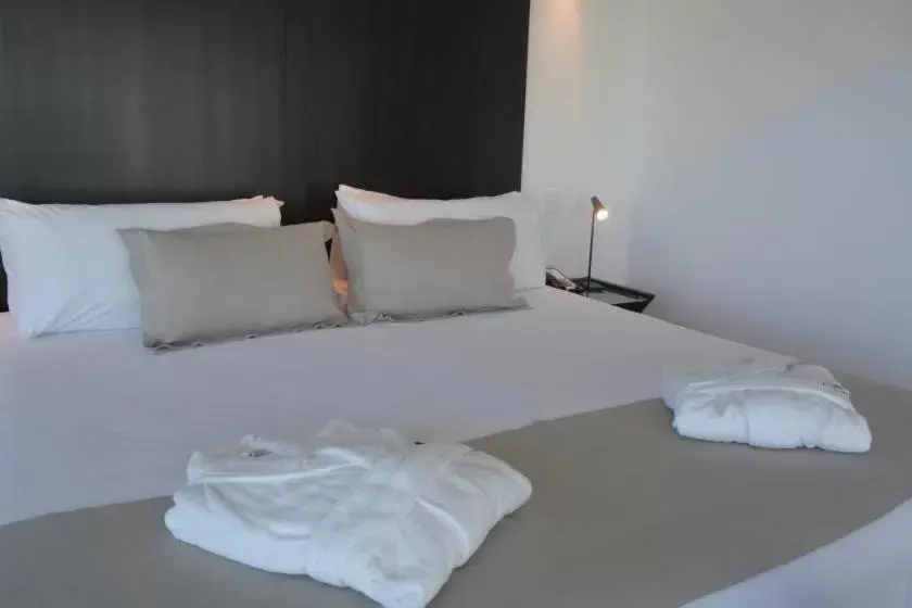 Photo of the whole room, Bed in Don Hotel
