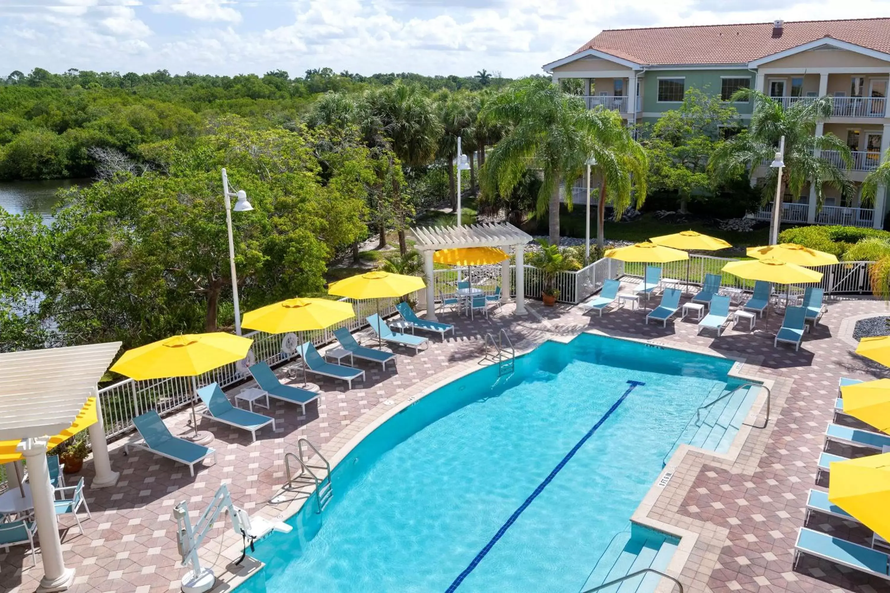 Swimming pool, Pool View in DoubleTree Suites by Hilton Naples
