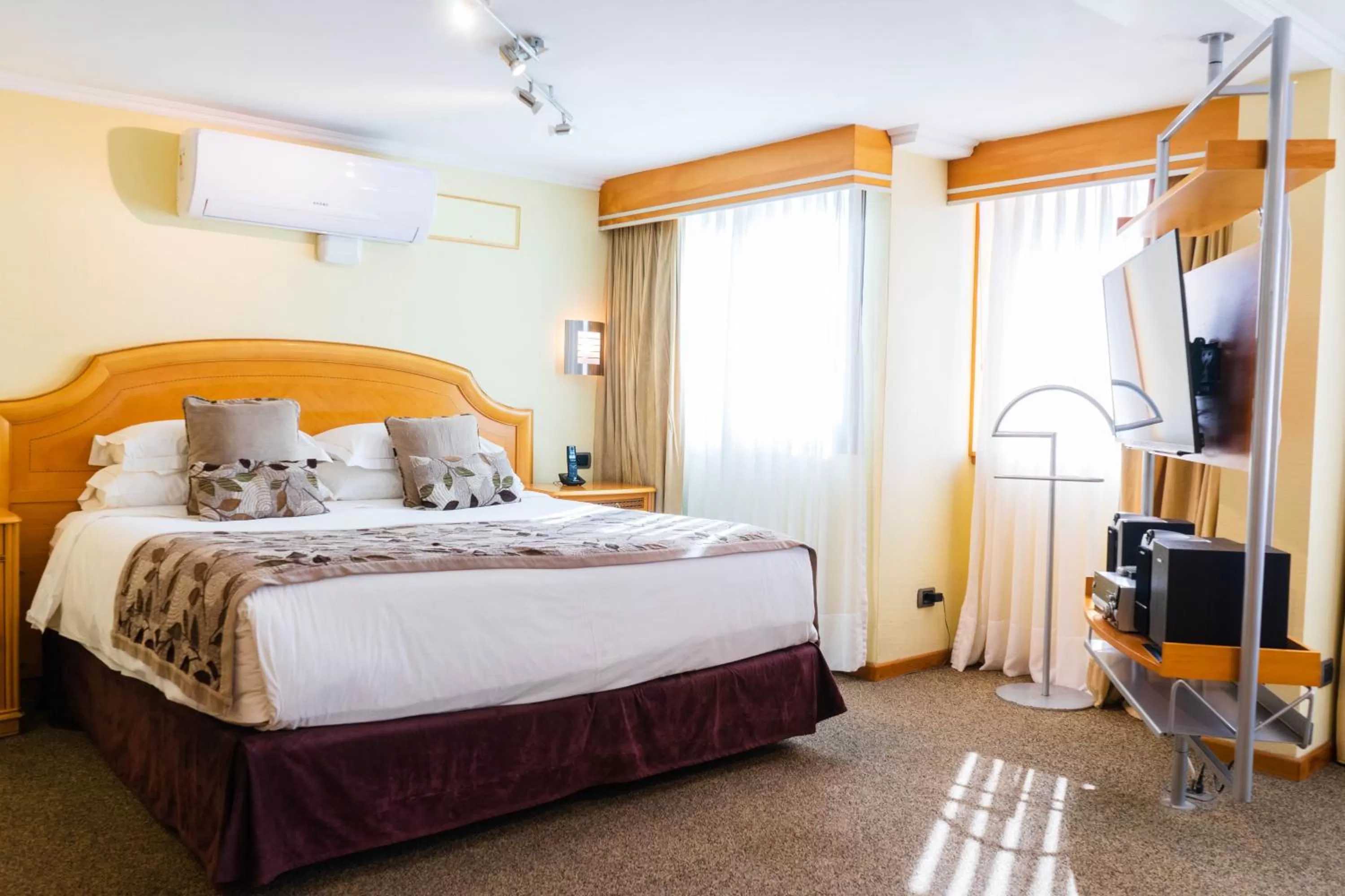 Property building, Bed in Hotel Restaurante Ankara