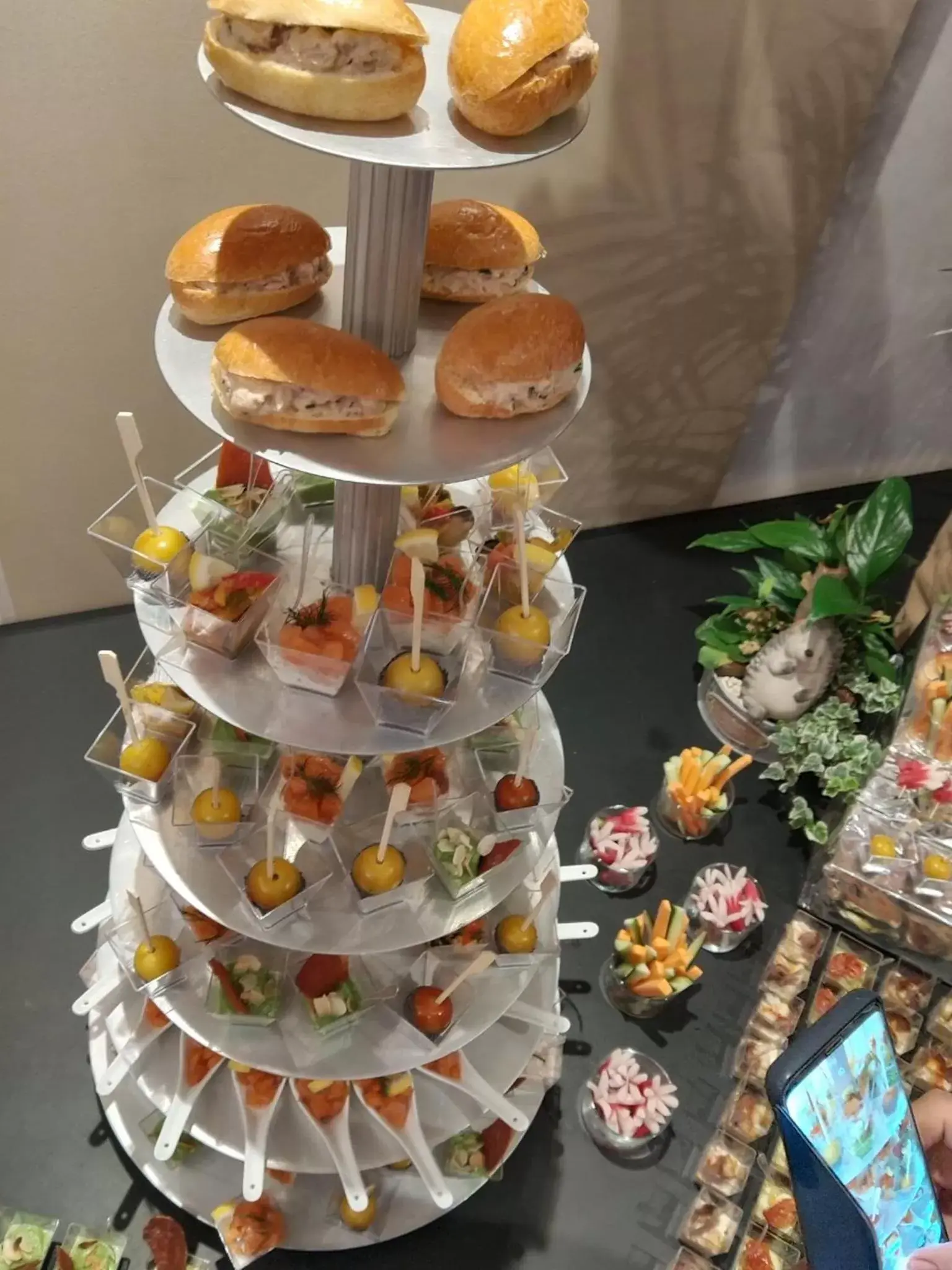 Food and drinks in Logis Hôtel La Bastide des Oliviers Food and drinks in Logis Hôtel La Bastide des Oliviers