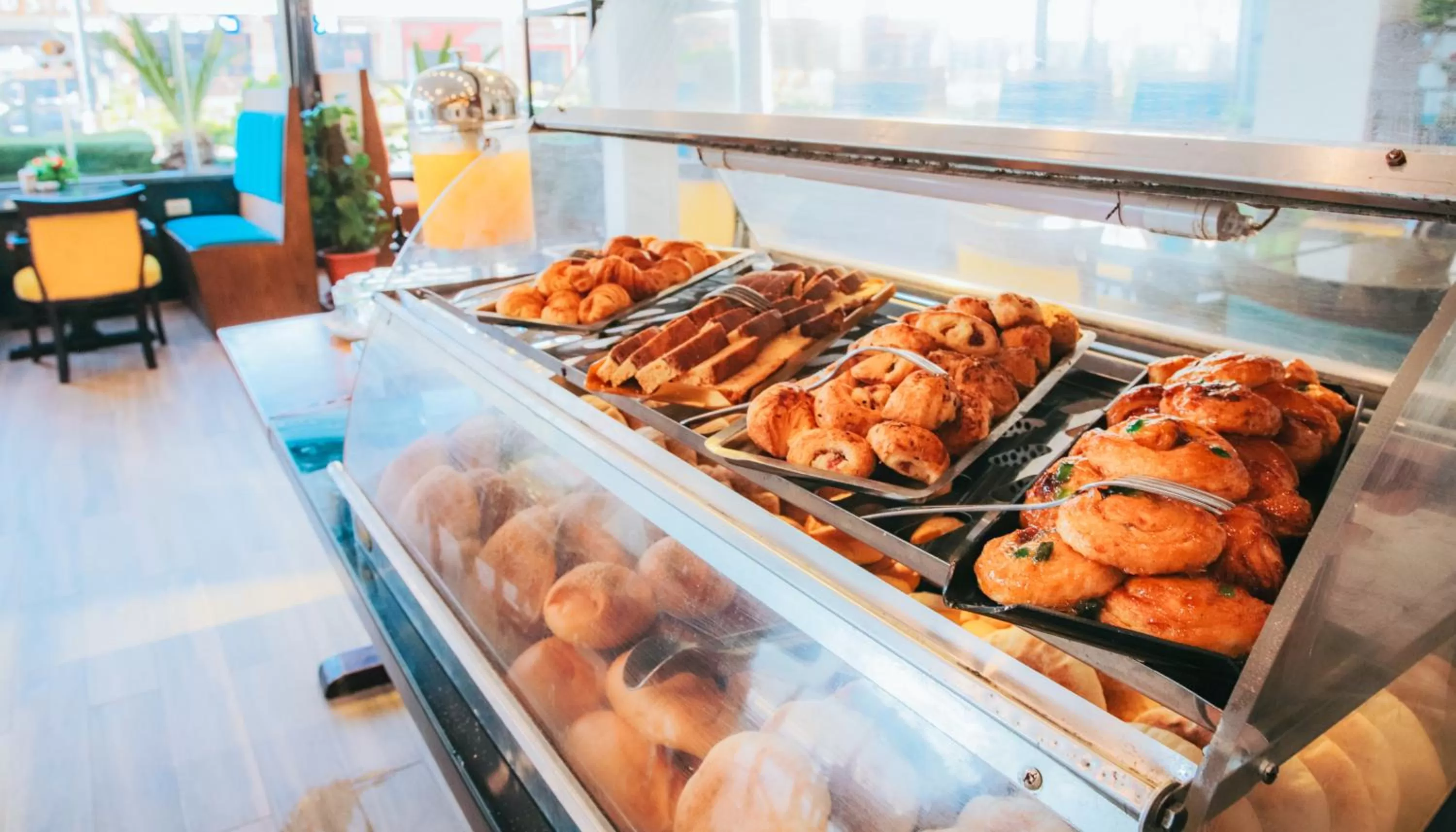 Restaurant/places to eat in Aracan Portsaid