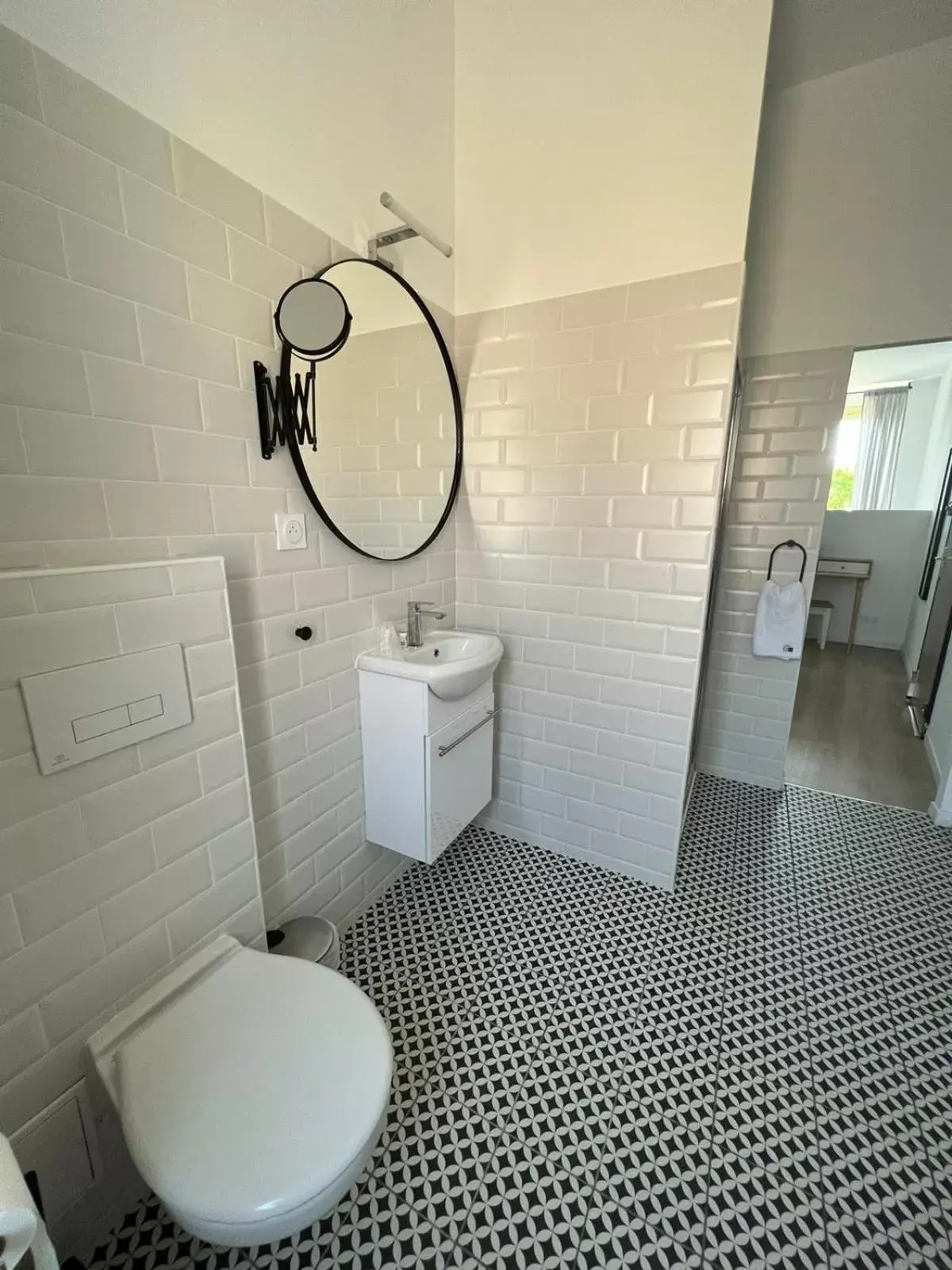 Bathroom in Hôtel d'Angleterre, Salon-de-Provence