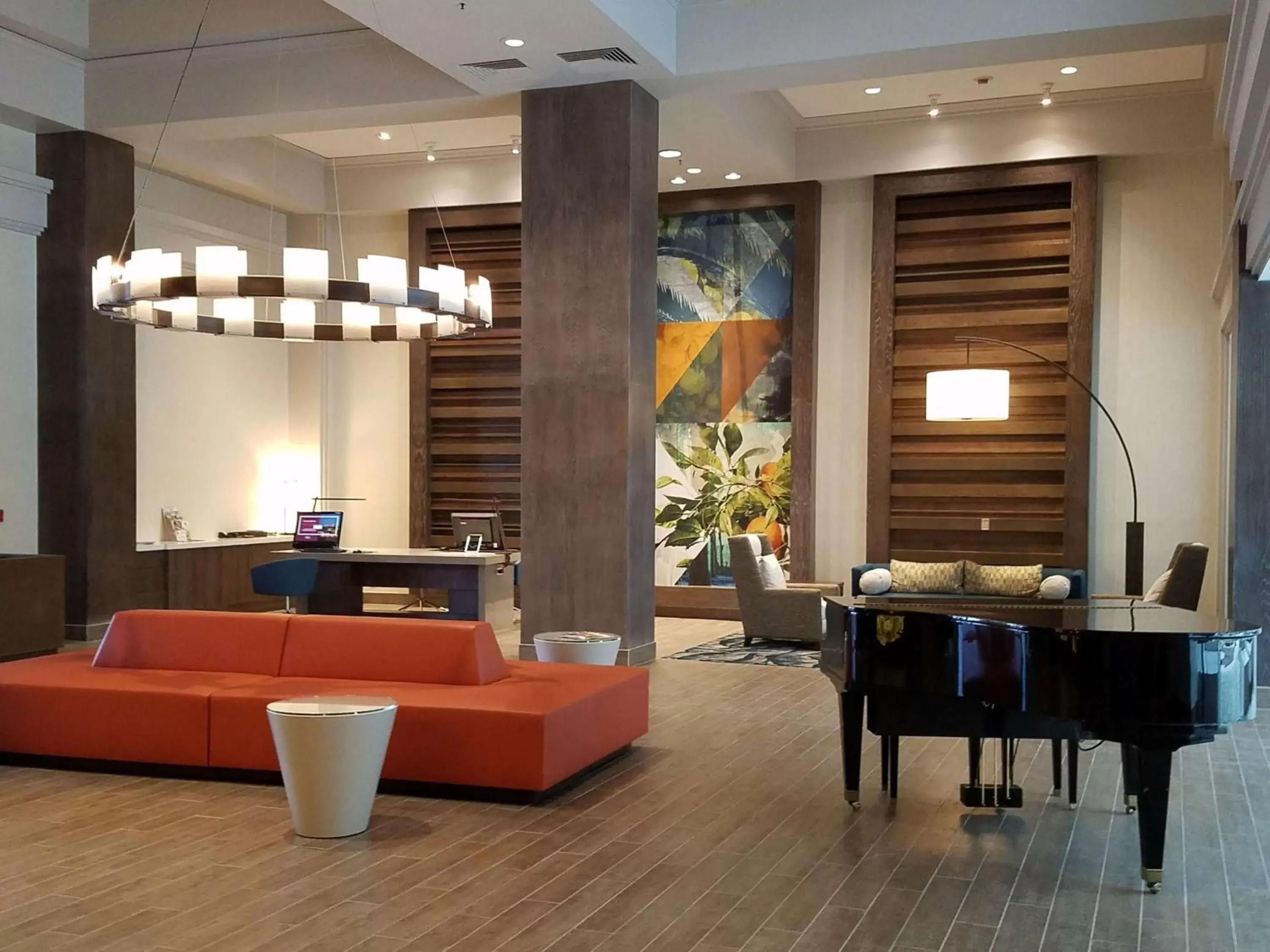 Lobby or reception in Embassy Suites by Hilton Brea - North Orange County