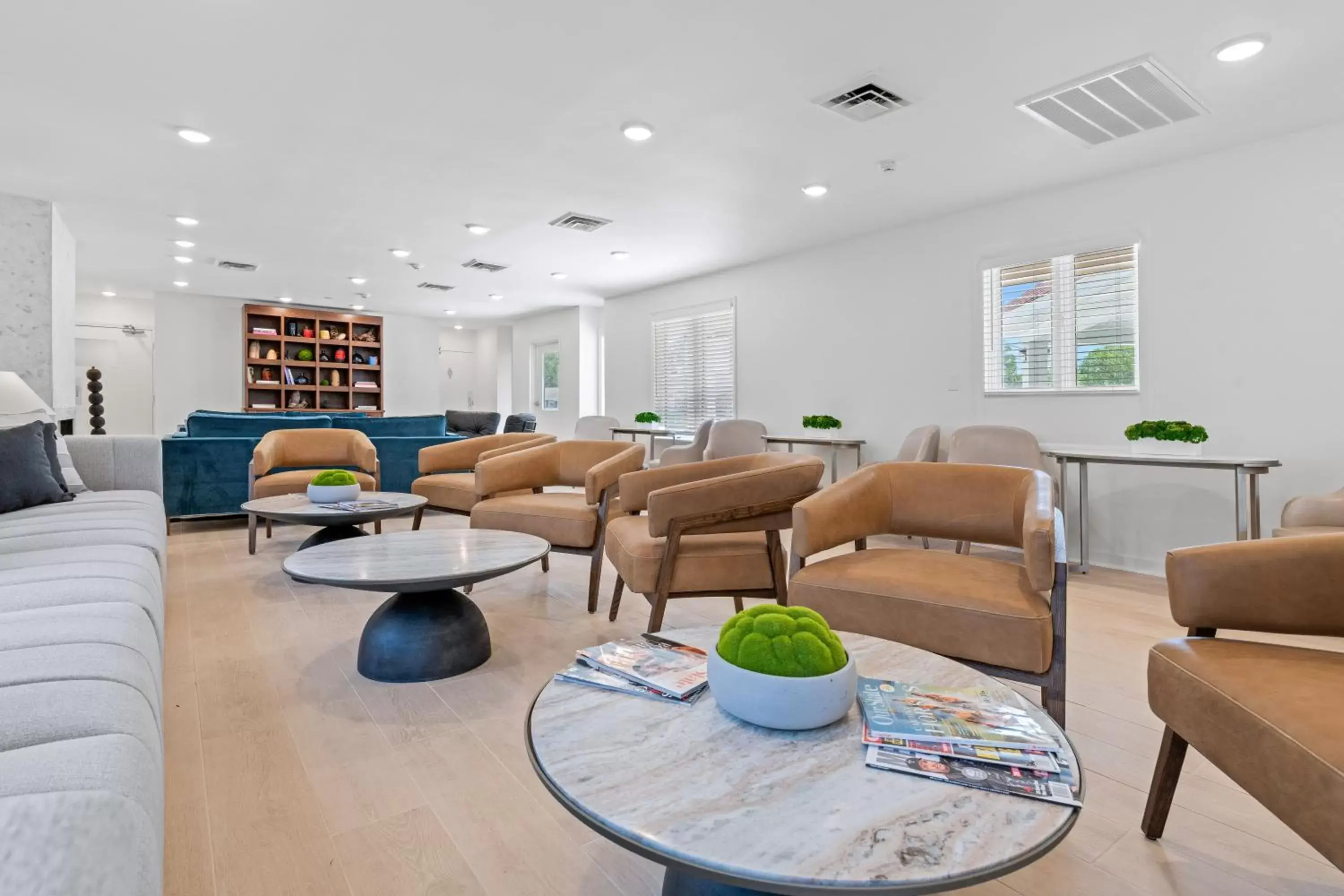 Lobby or reception in Hotel Manteo, Trademark Collection by Wyndham Lobby or reception in Hotel Manteo, Trademark Collection by Wyndham