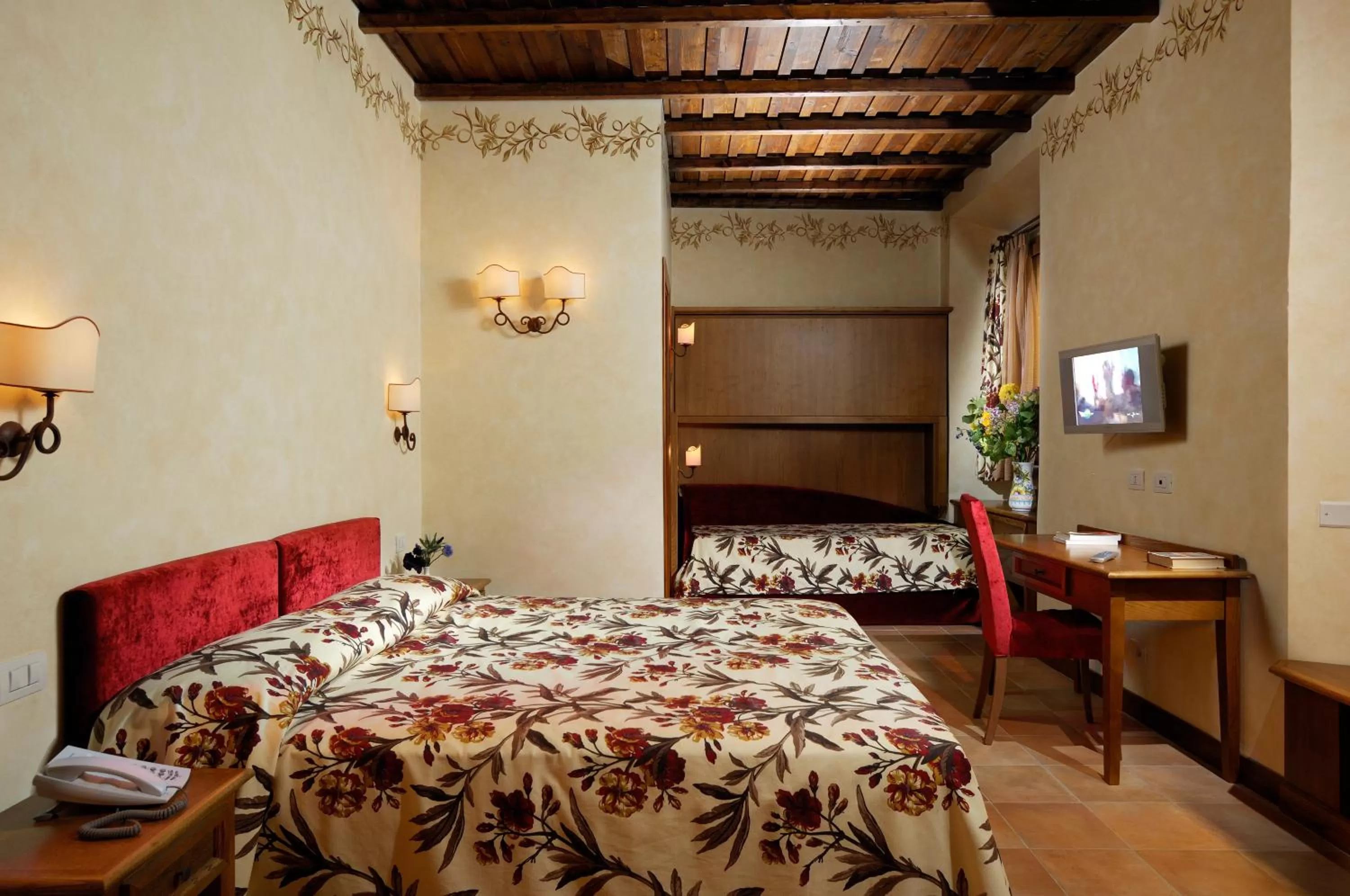 Bedroom, Bed in Residenza San Calisto
