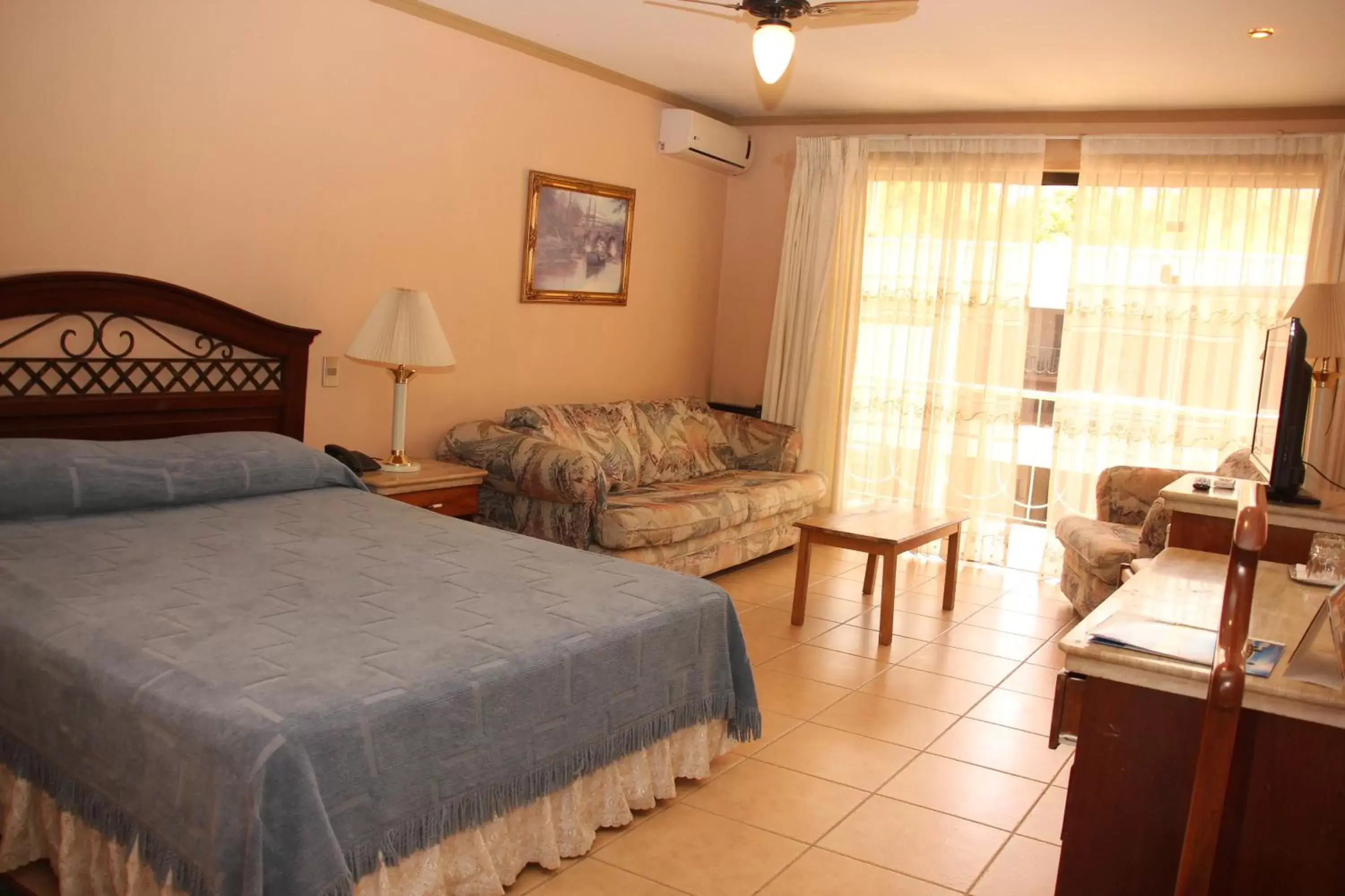 Bedroom in Hotel Los Ceibos