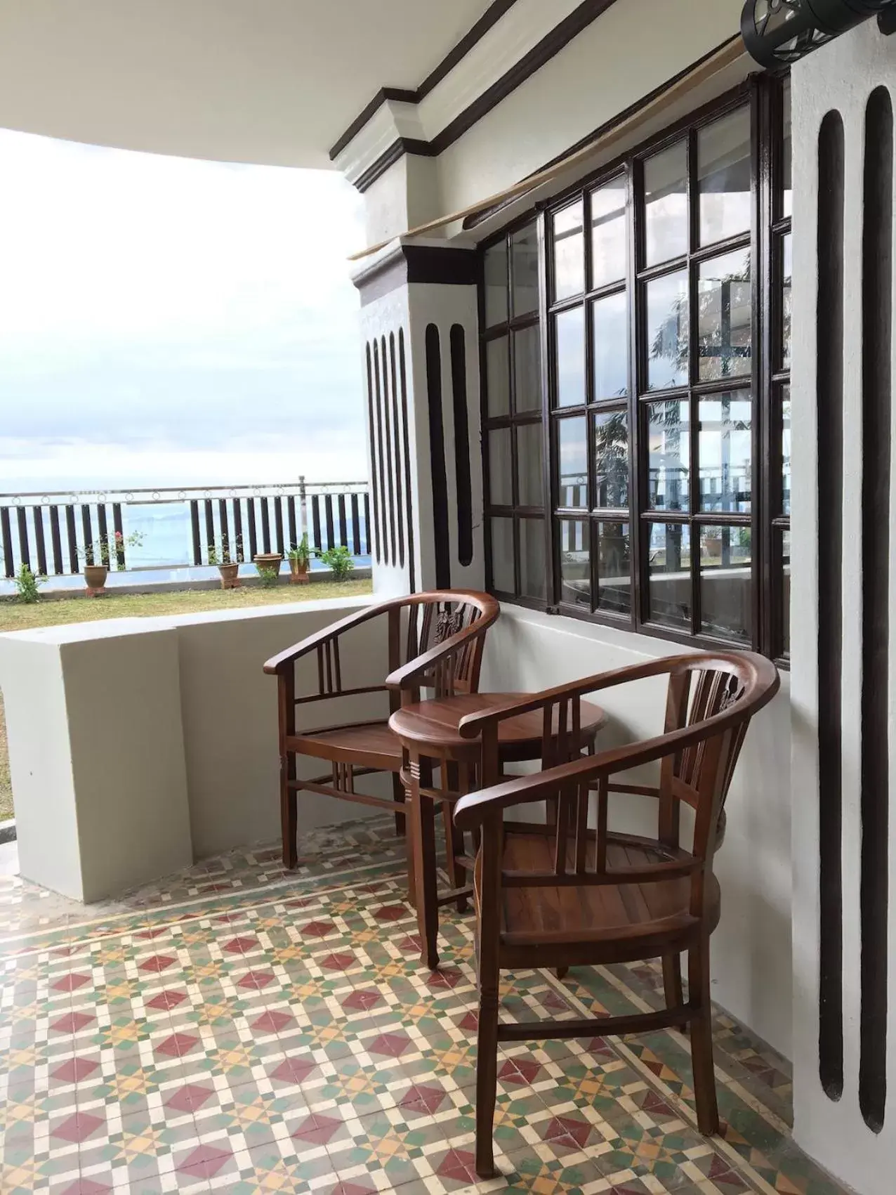 Seating area, Balcony/Terrace in Hickory Penang Hill