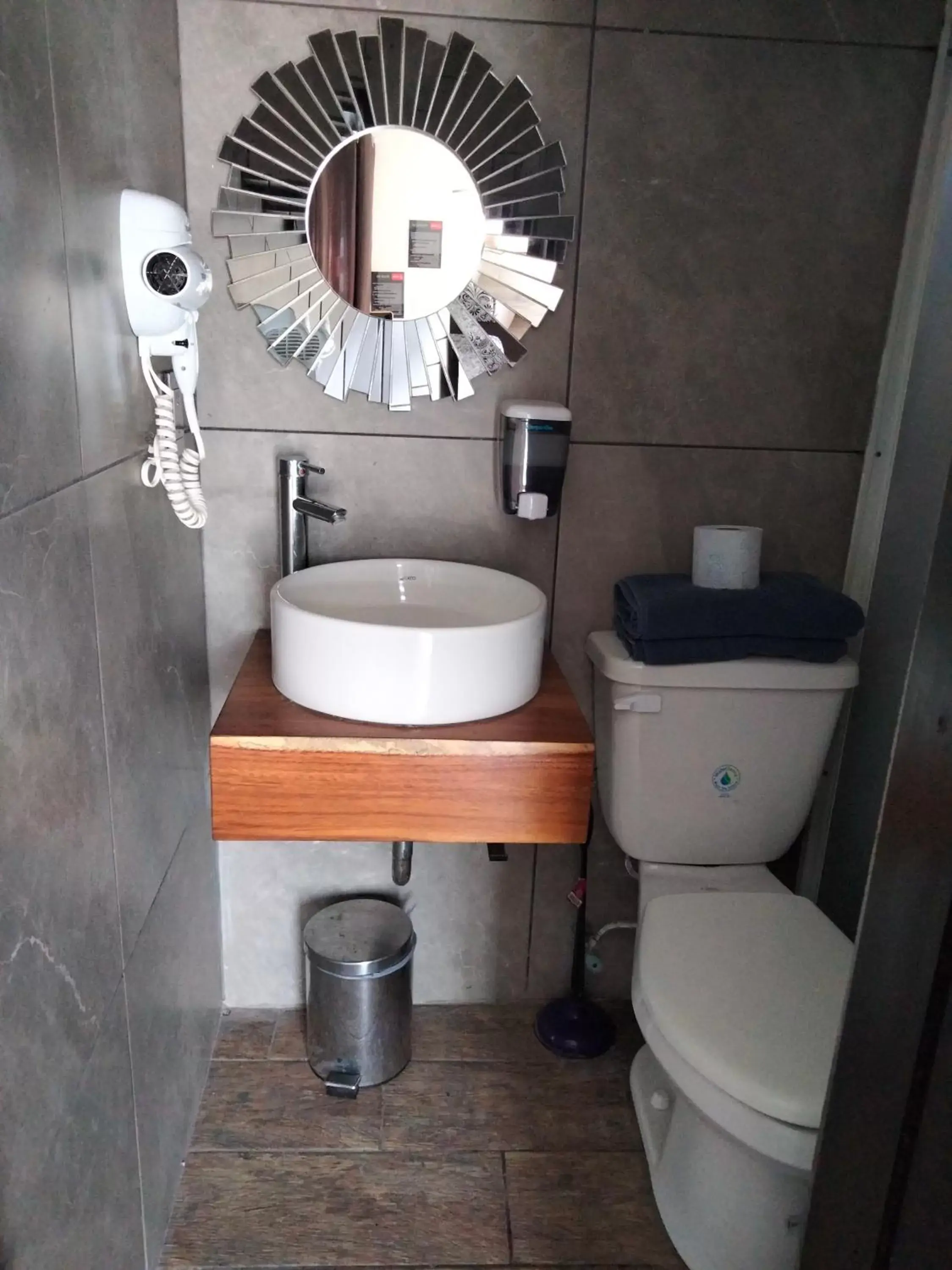 Toilet, Bathroom in Abitare Durango By Grupo Salazar