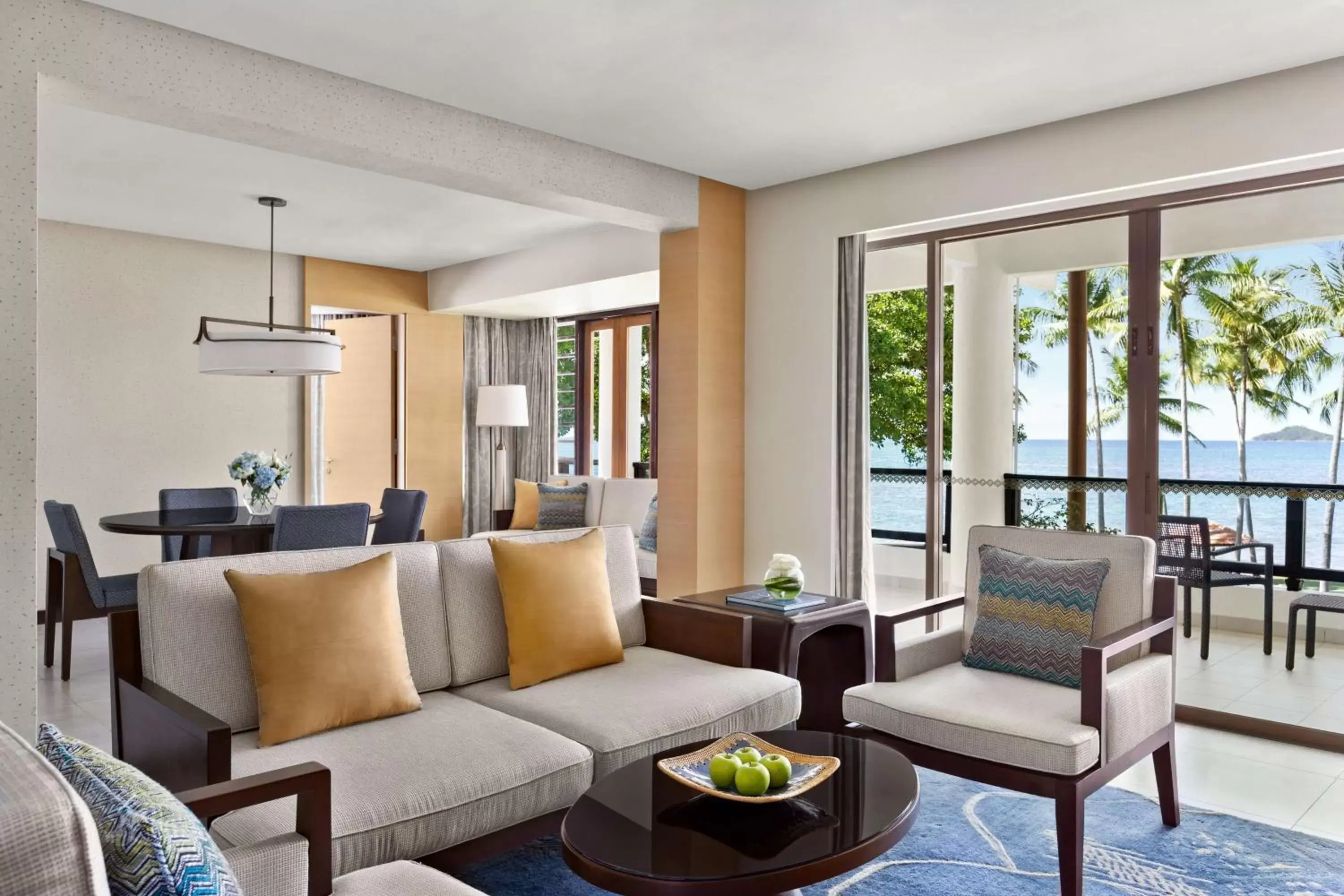 Living room, Seating Area in Shangri-La Tanjung Aru, Kota Kinabalu