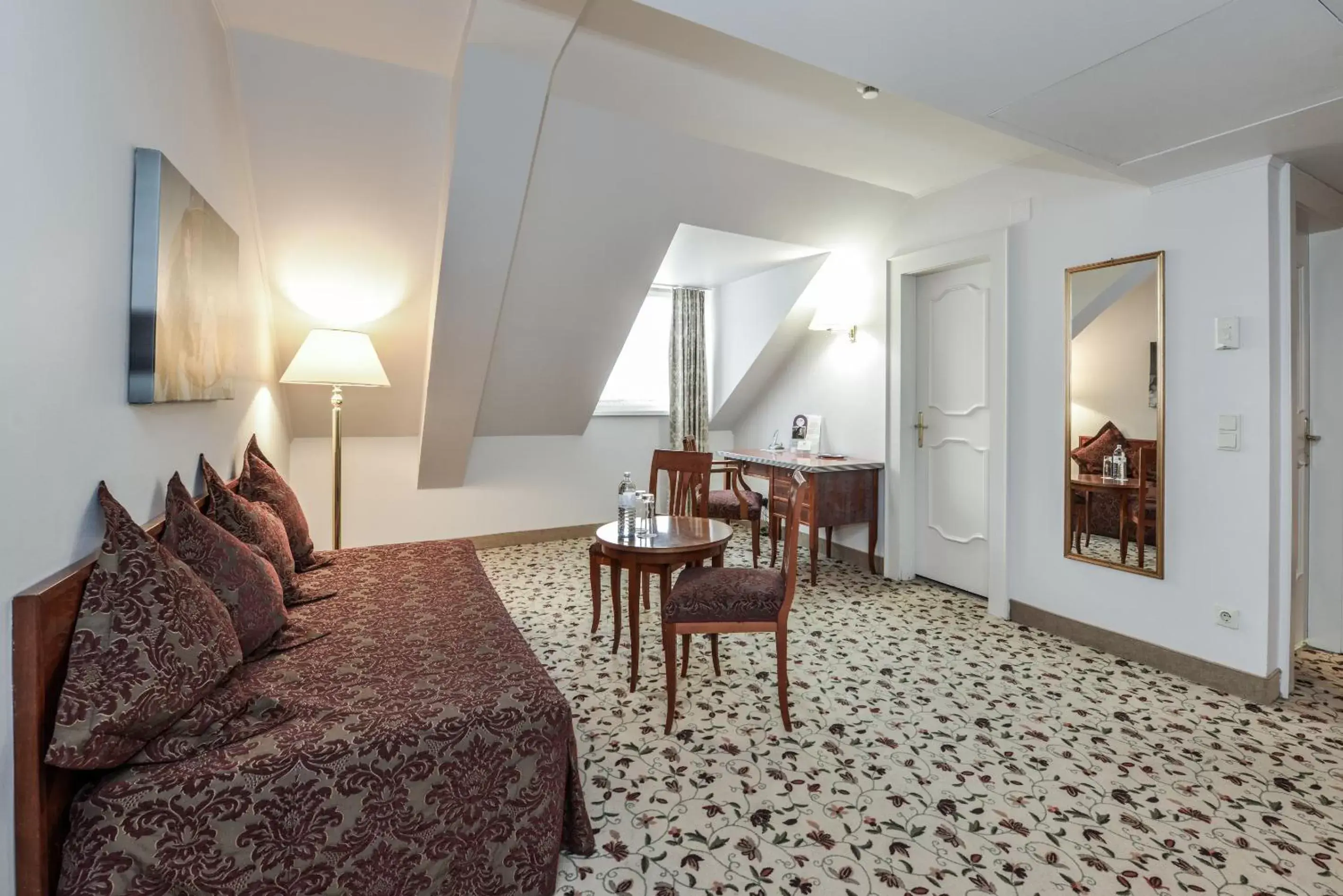 Living room, Seating Area in Mercure Grand Hotel Biedermeier Wien