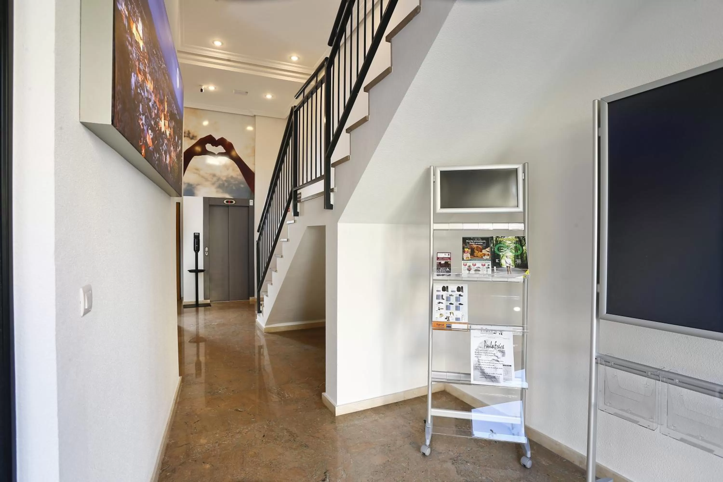 Property building in Alojamientos Libertad