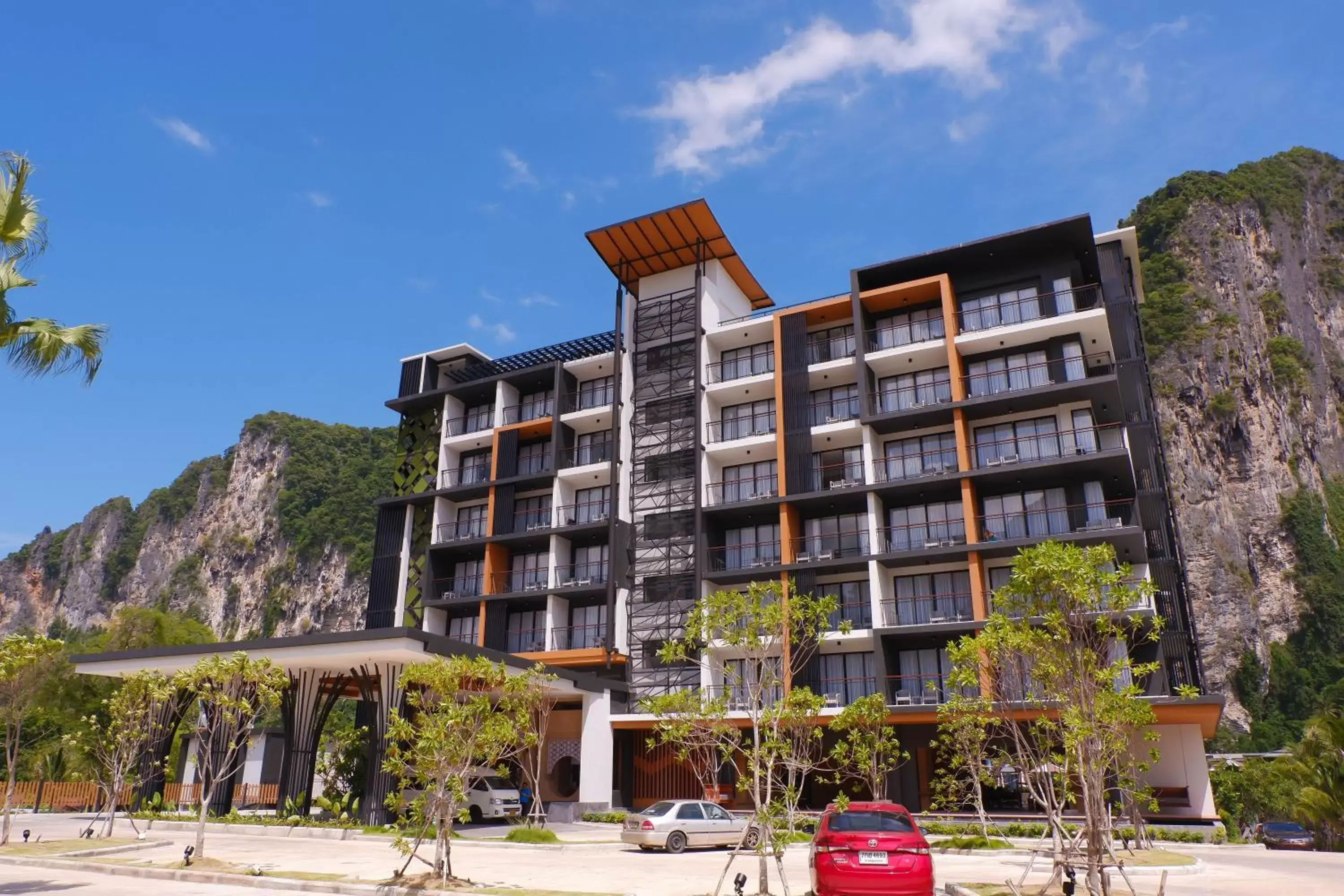 Property Building in Sea Seeker Krabi Resort - SHA Extra Plus