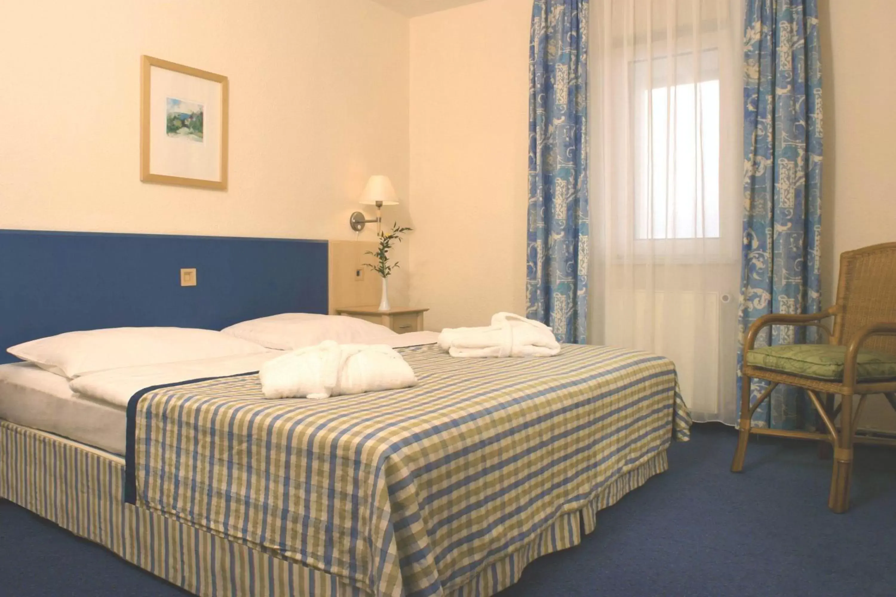 Bedroom, Bed in IFA Rügen Hotel & Ferienpark