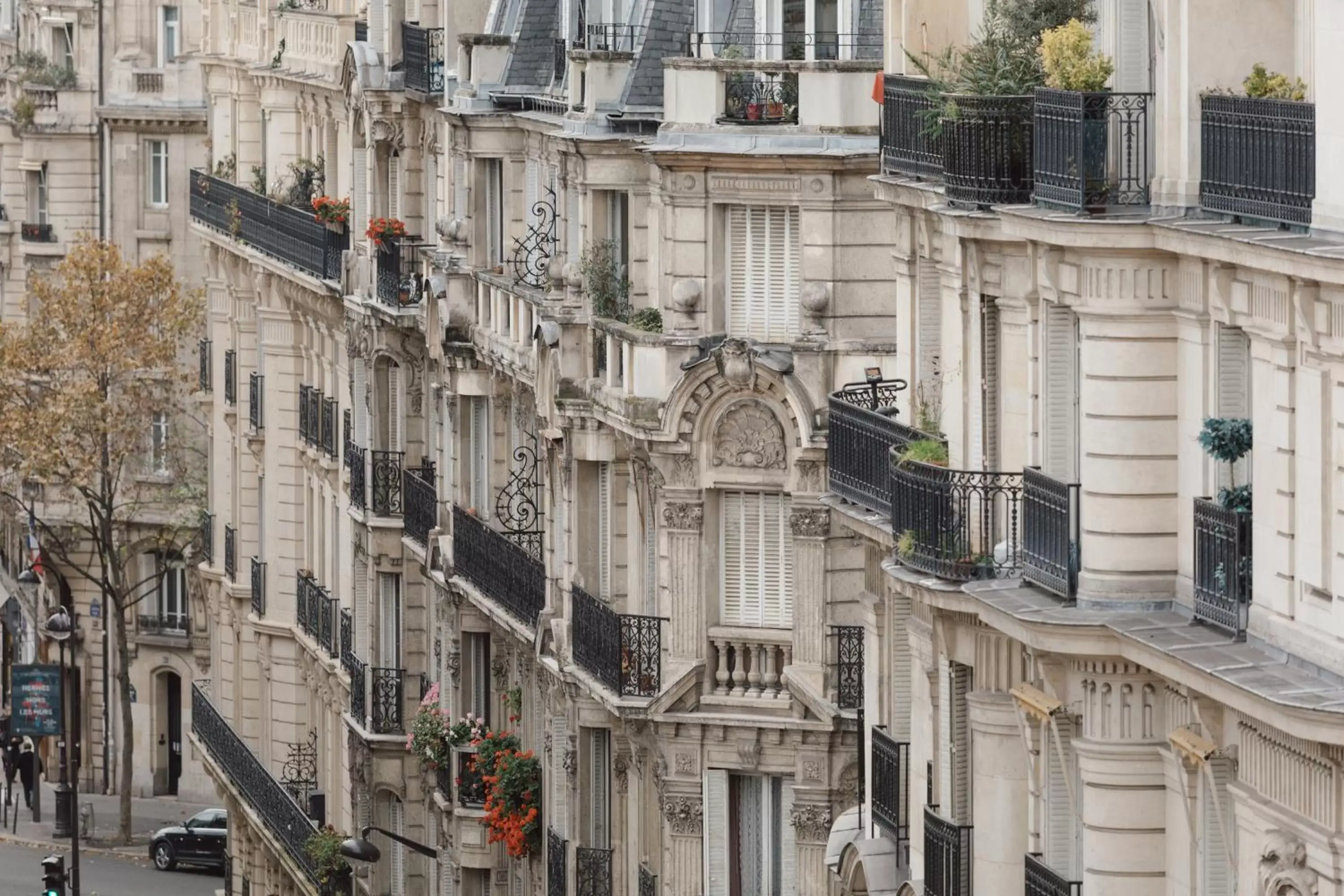 City view in XO Hotel Paris
