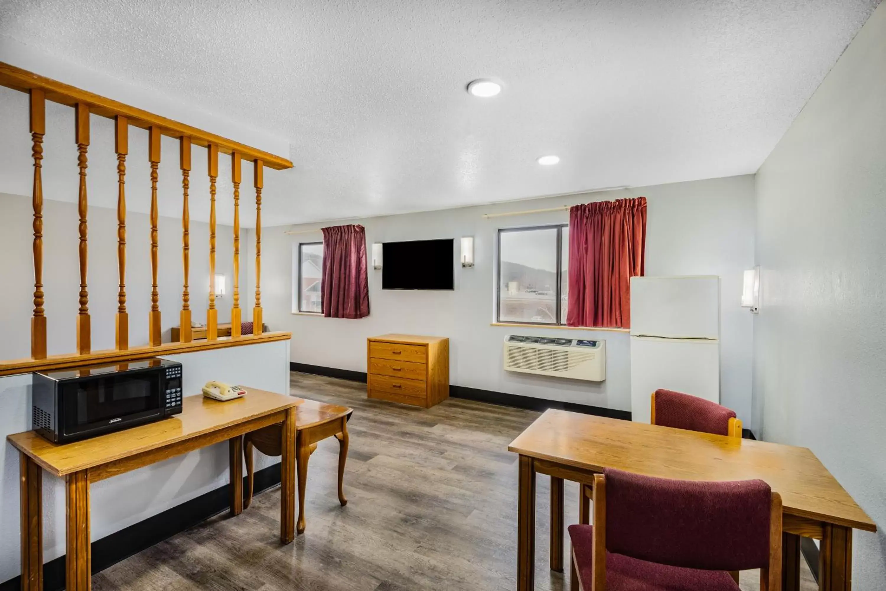 TV/Entertainment Center in Super 8 by Wyndham Waynesburg - Newly Renovated