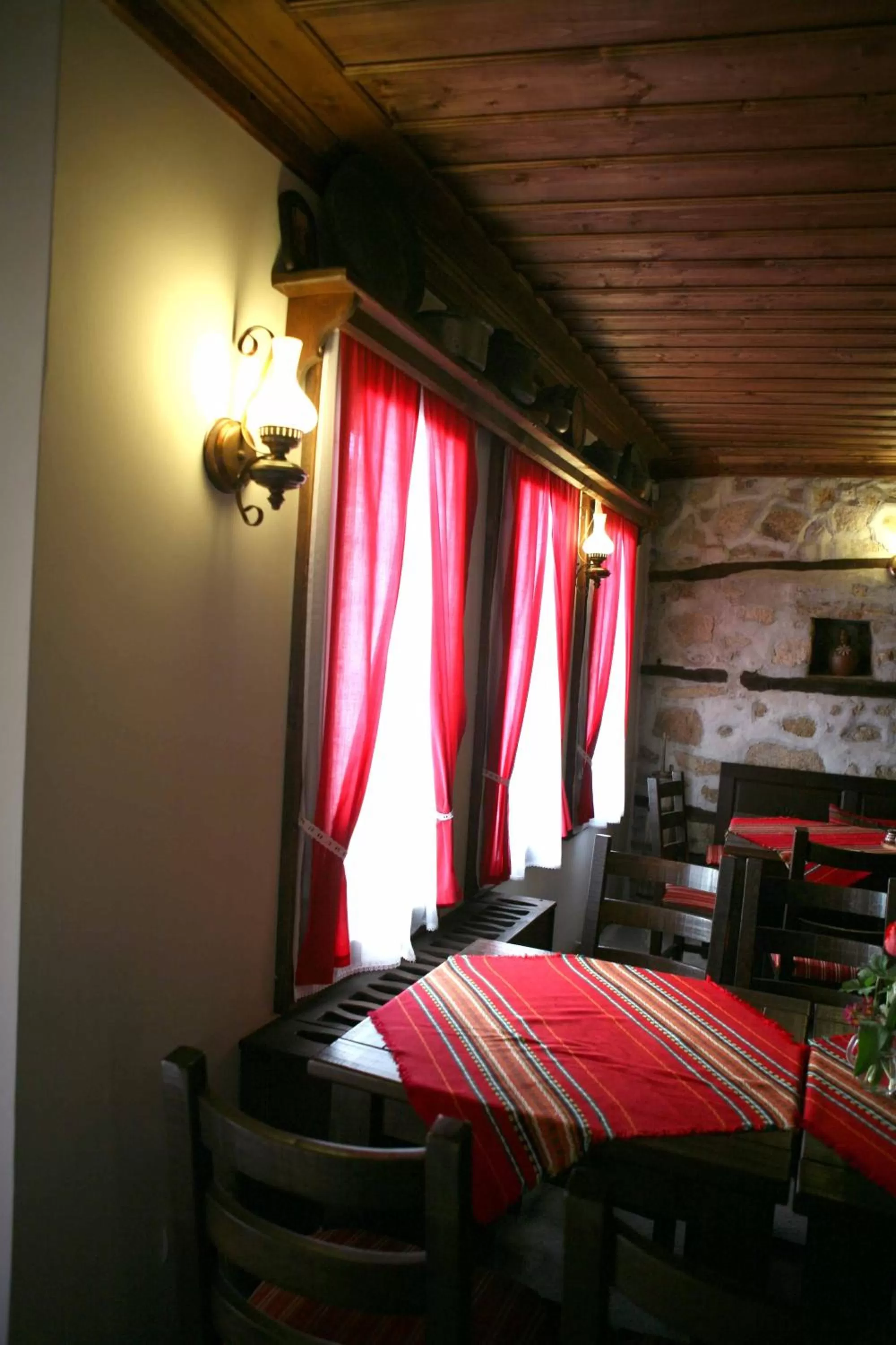 Restaurant/places to eat in Djudjeva Kyshta Hotel