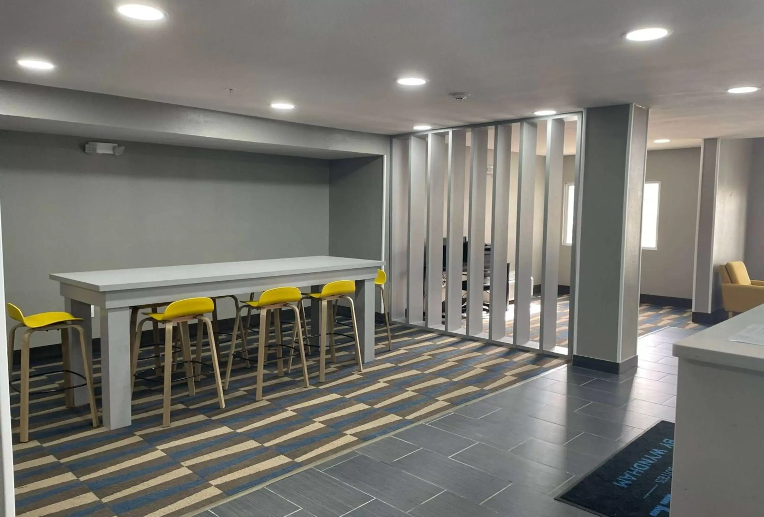 Breakfast in Microtel Inn & Suites by Wyndham Bossier City Breakfast in Microtel Inn & Suites by Wyndham Bossier City