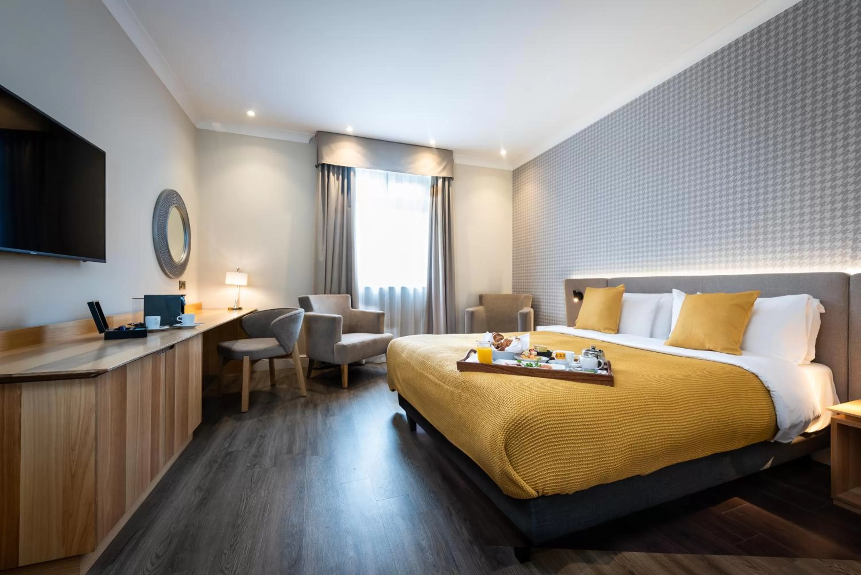 Seating area in Brandon Hall Hotel & Spa Warwickshire