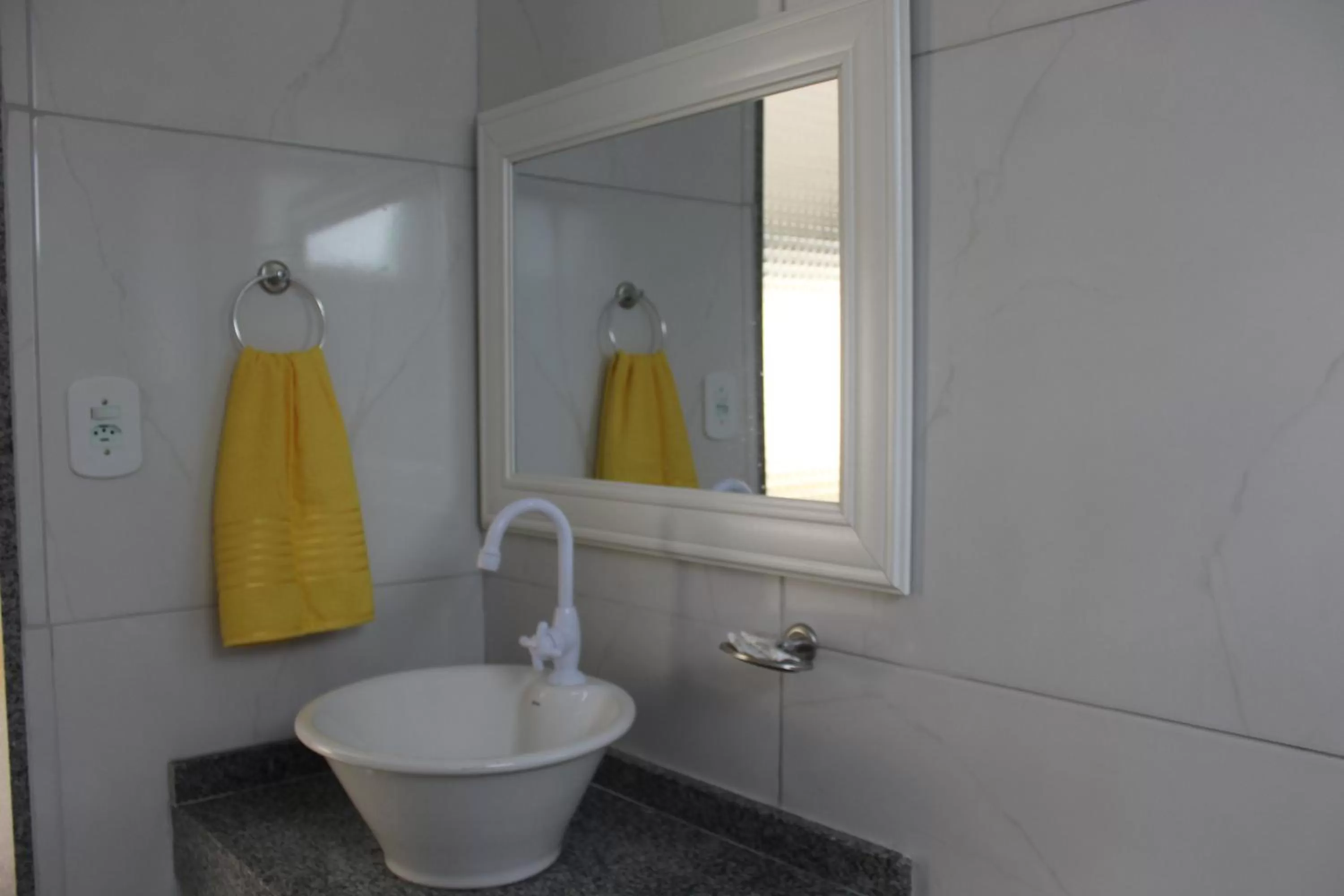 Bathroom in Pousada Recanto Das Emerências