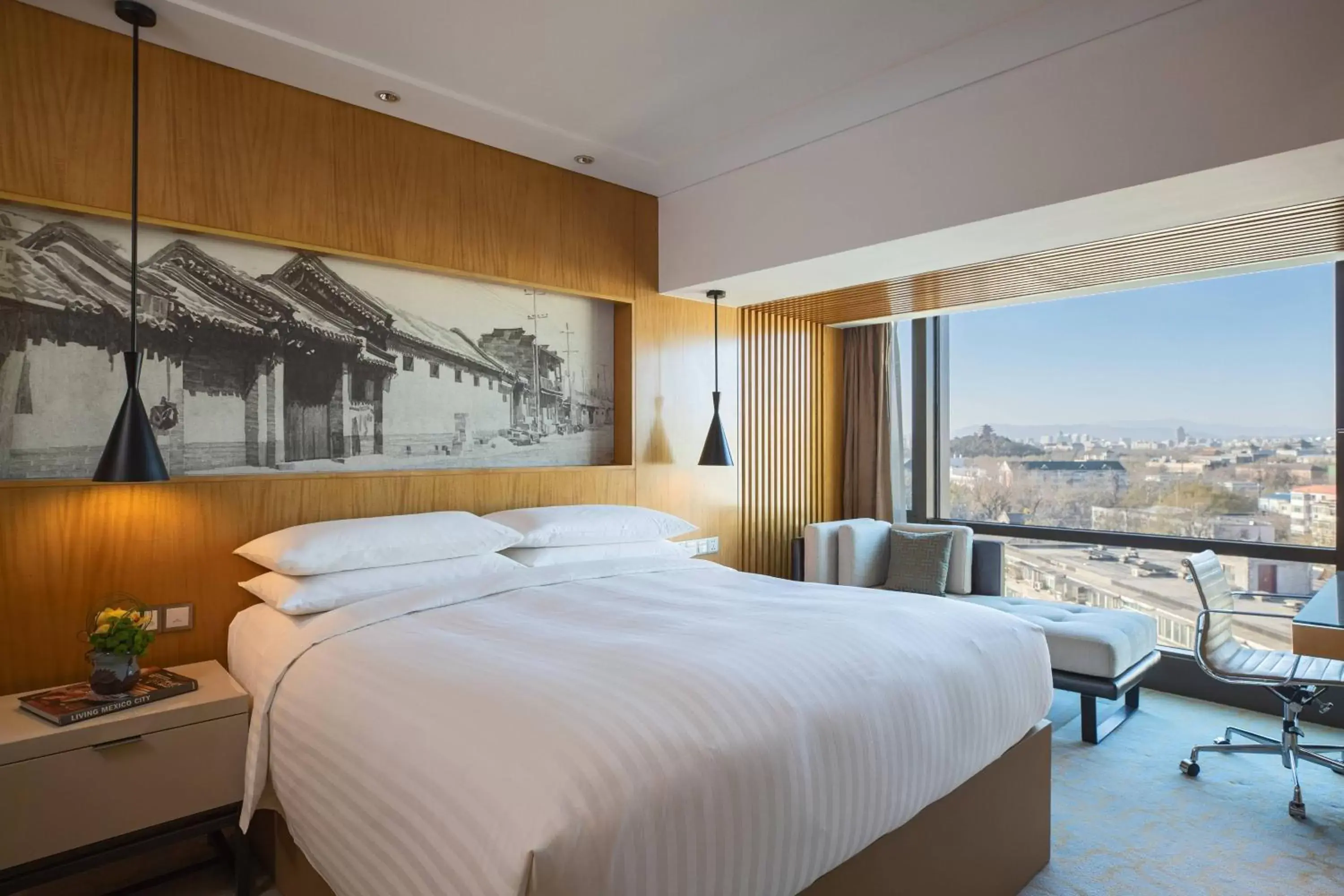 Bedroom in Renaissance Beijing Wangfujing Hotel