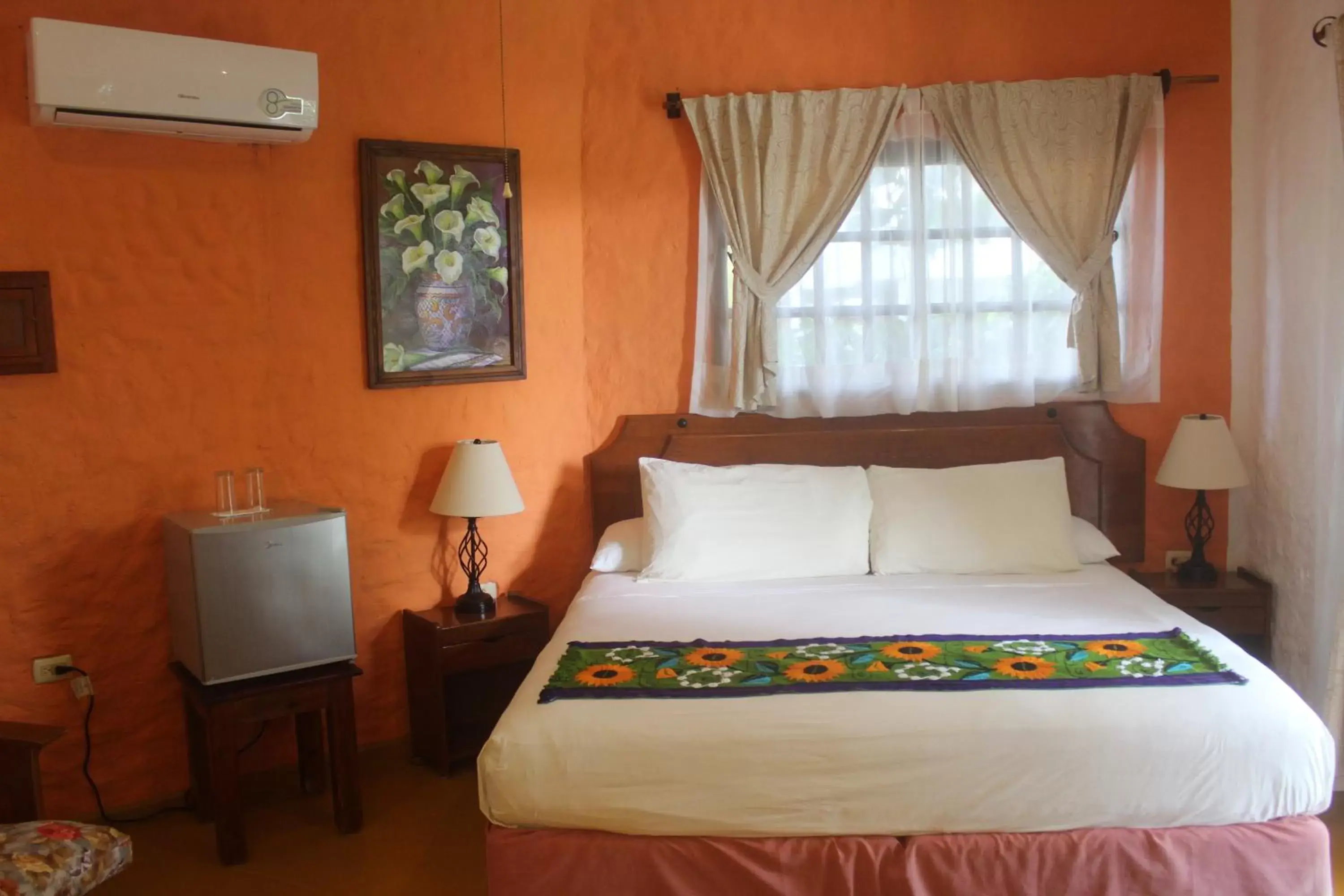 Bed in Hotel El Moro
