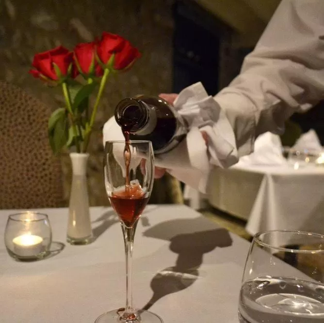 Restaurant/places to eat in The General Tarleton