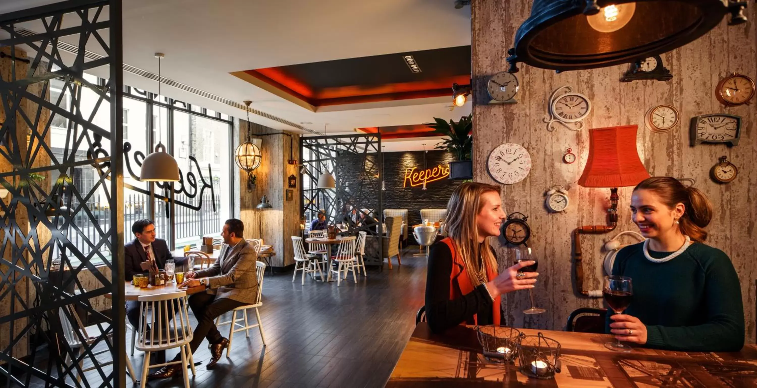 Restaurant/Places to Eat in Novotel London Tower Bridge