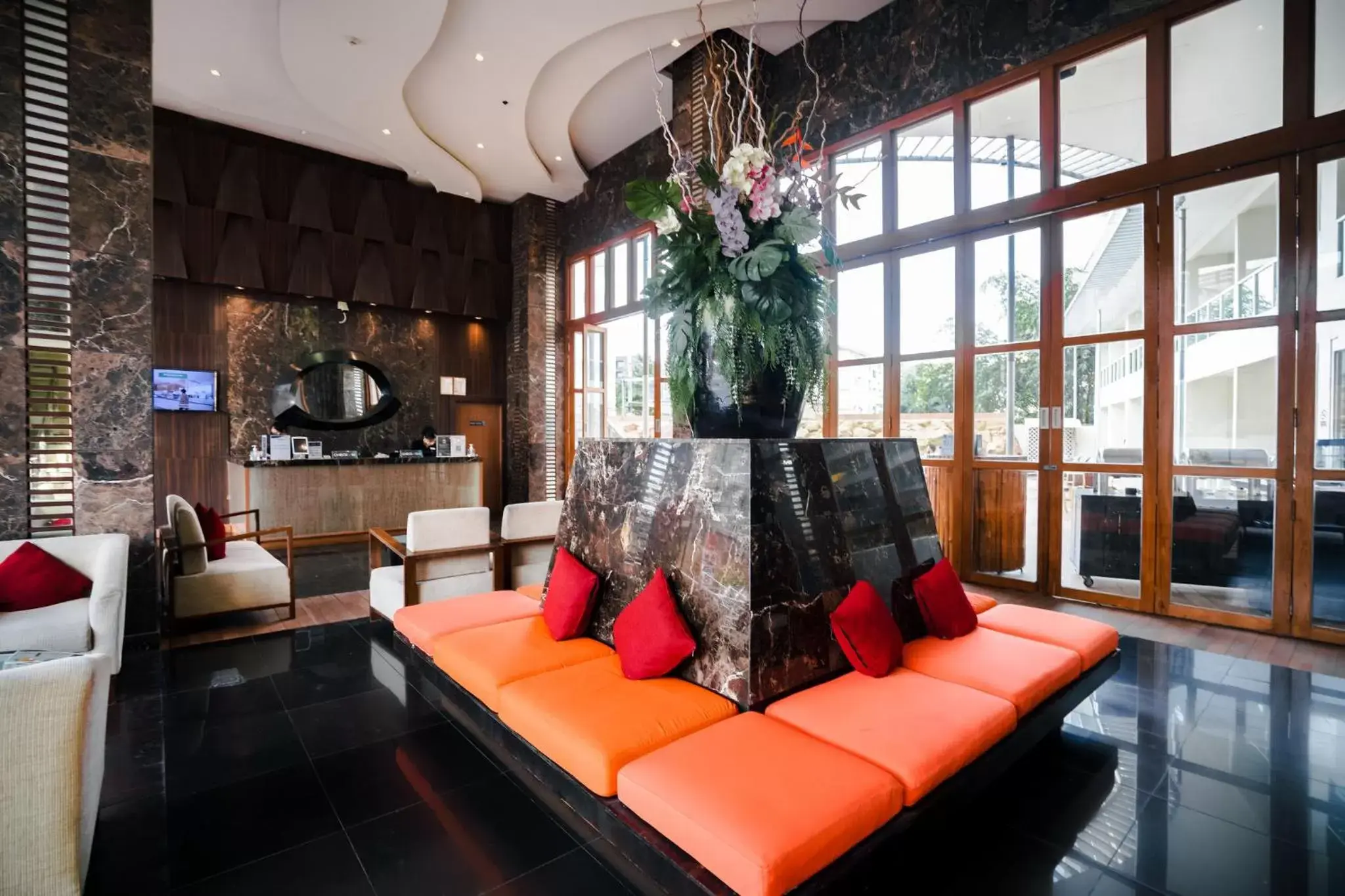 Lobby or reception, Seating Area in Centara Nova Hotel and Spa Pattaya