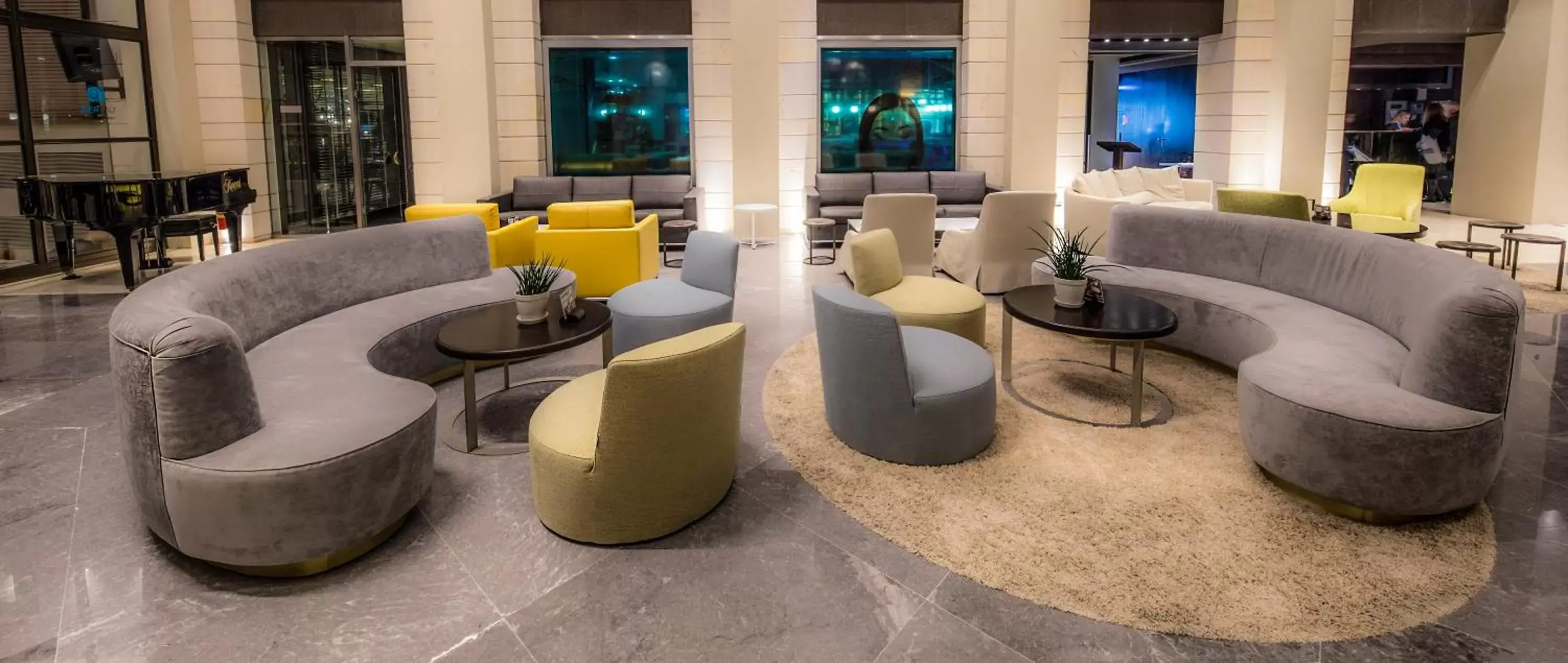 Lobby or reception, Lounge/Bar in Hotel Nikopolis