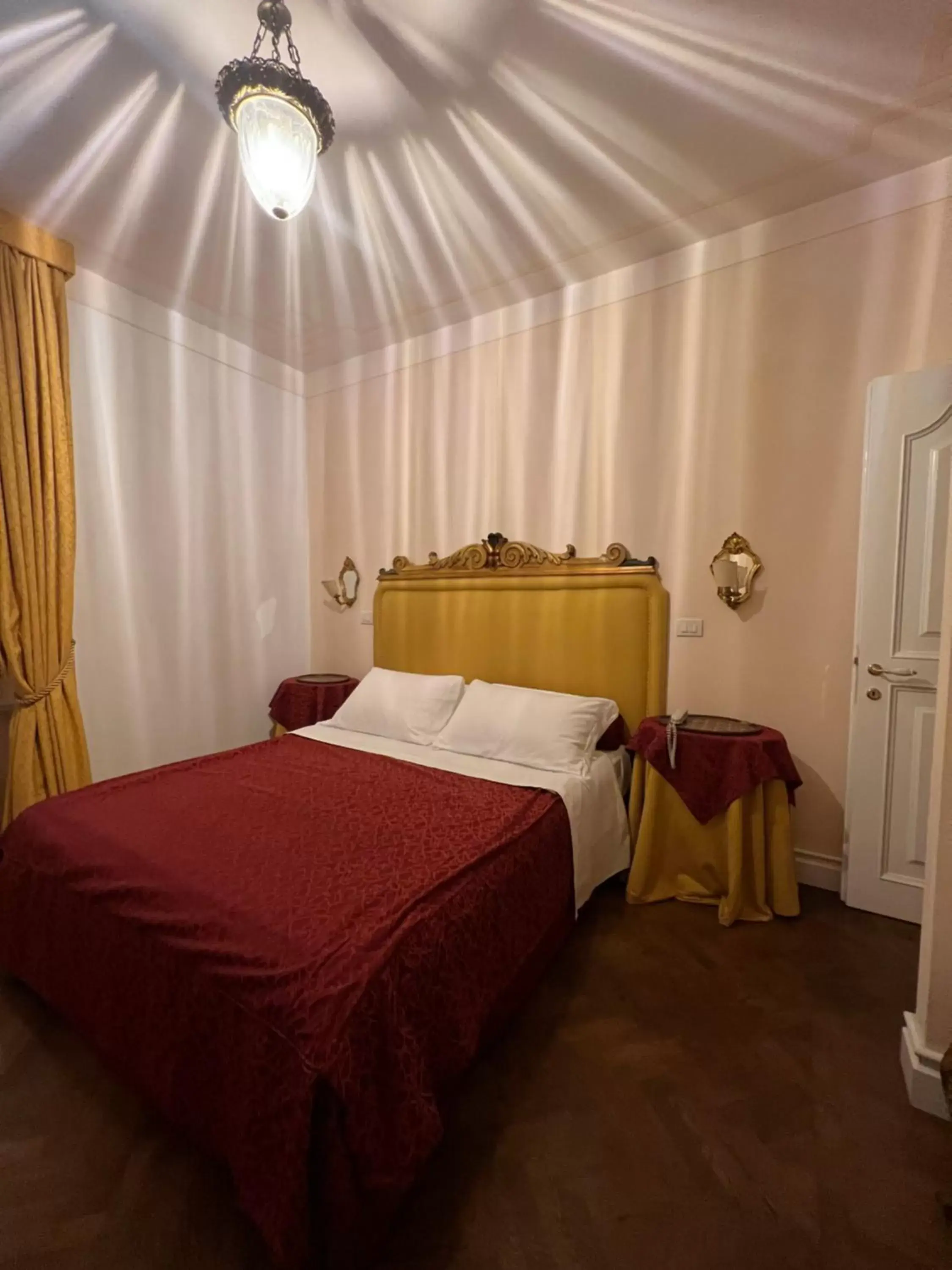 Bedroom, Bed in Dimora Villa Ricci - Only Bed