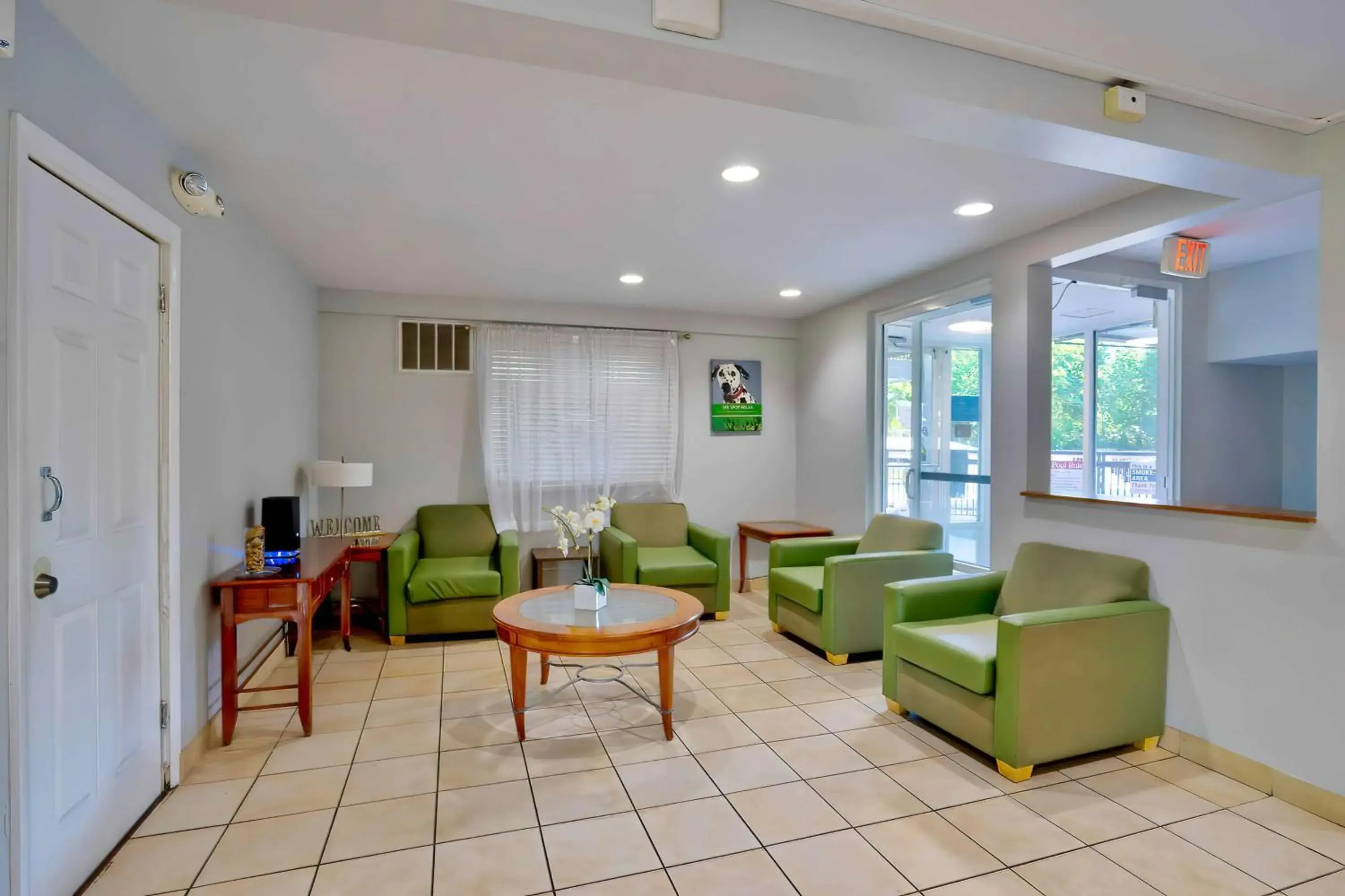 Lobby or reception in Motel 6 Virginia Beach Lobby or reception in Motel 6 Virginia Beach