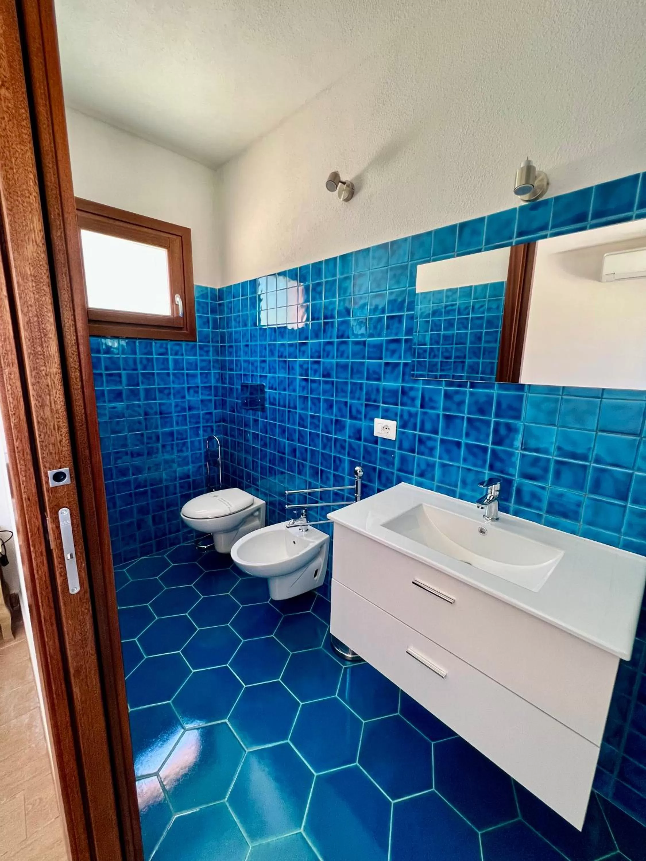 Shower in QUADRIFOGLIO Affittacamere