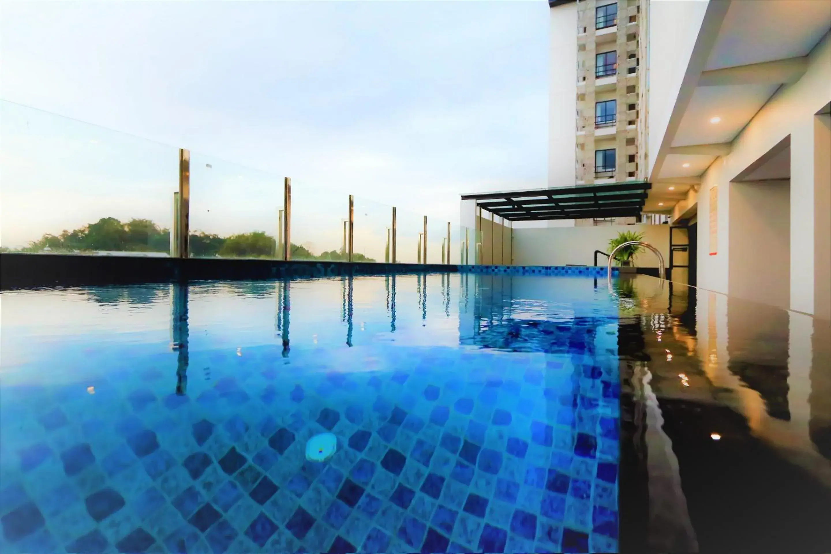 Swimming Pool in Meotel Jember by Dafam