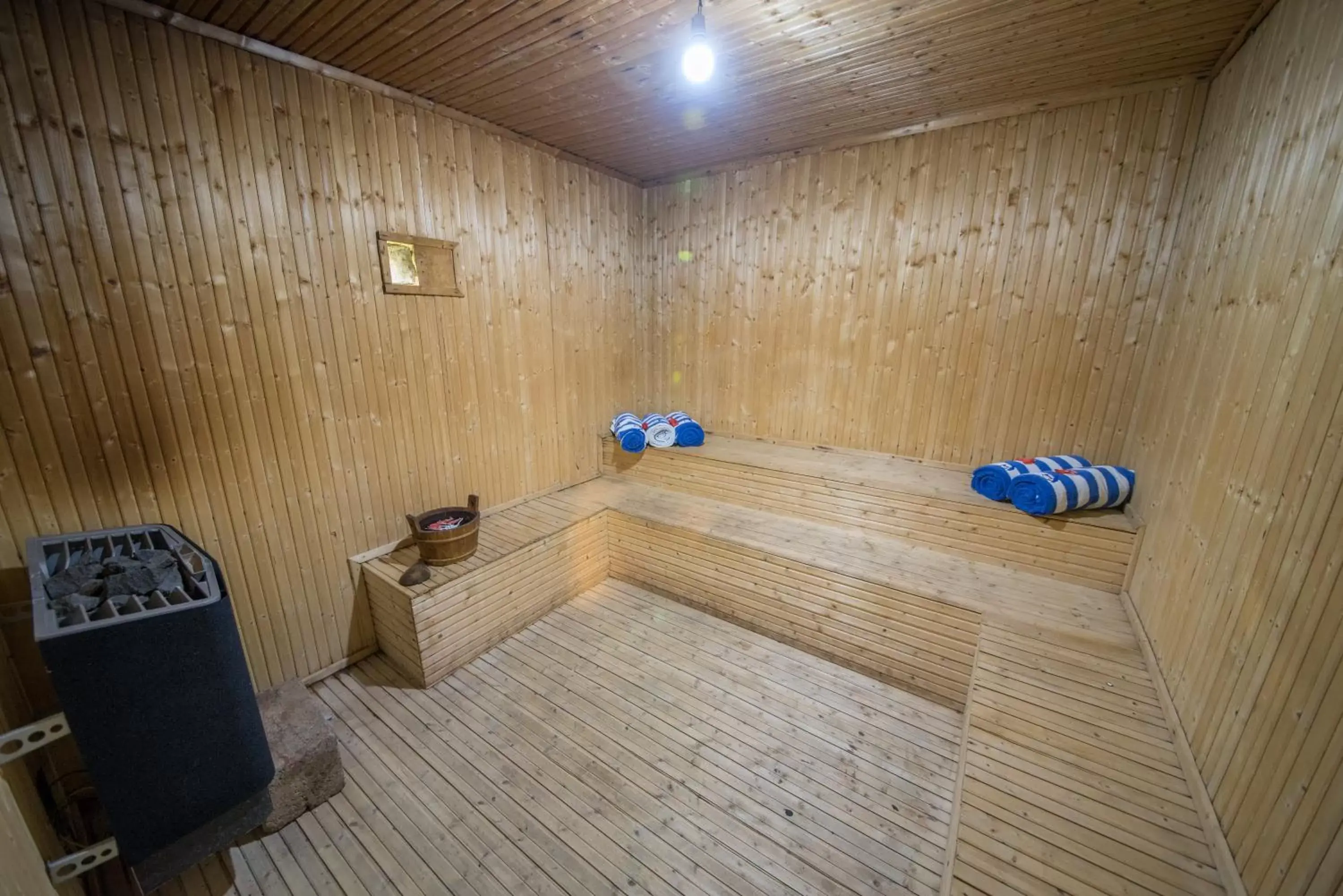 Sauna in Dolphin Suites