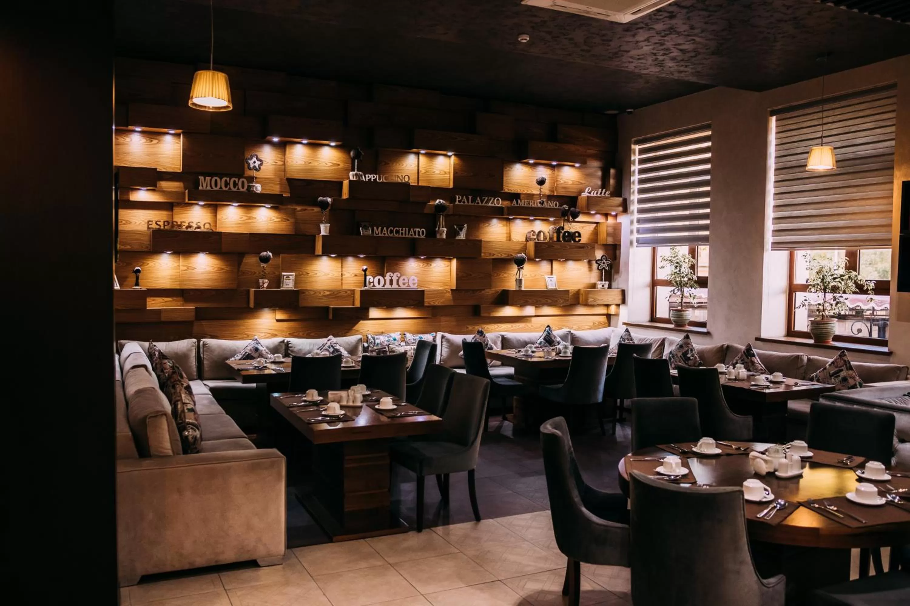 Restaurant/places to eat in Megapolis Hotel Shymkent