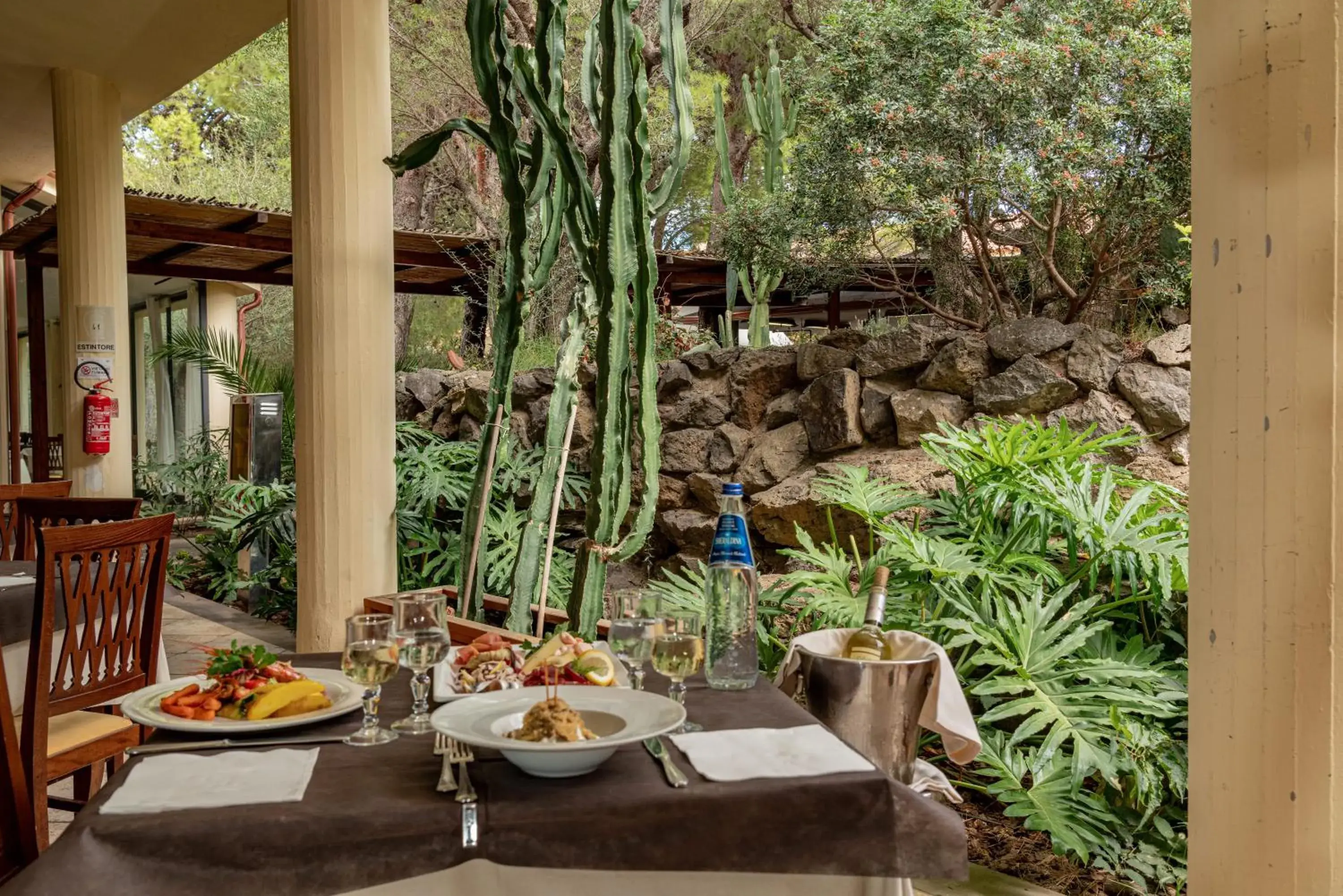 Restaurant/places to eat in Club Esse Palmasera Restaurant/places to eat in Club Esse Palmasera