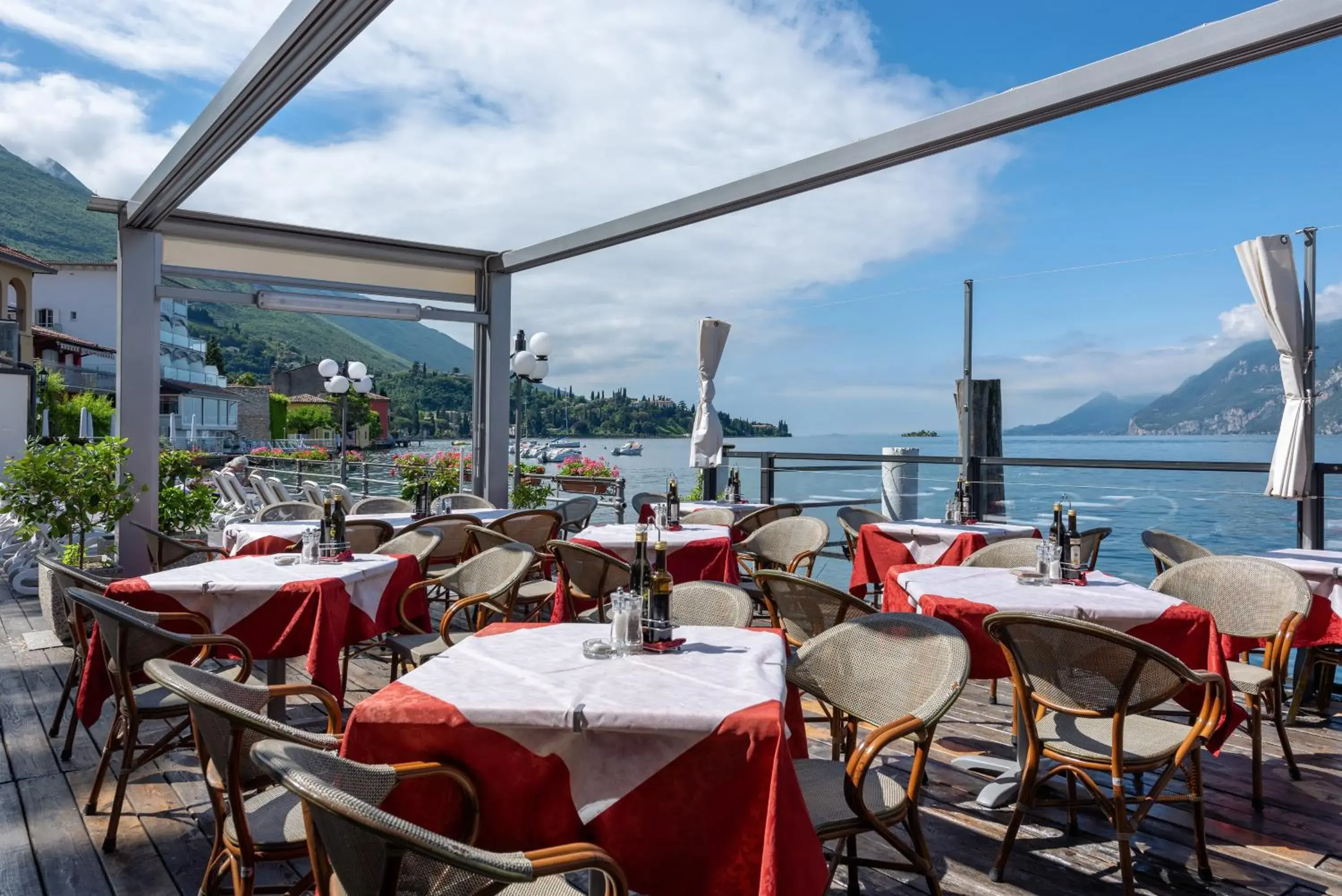 Patio, Restaurant/Places to Eat in Hotel Malcesine
