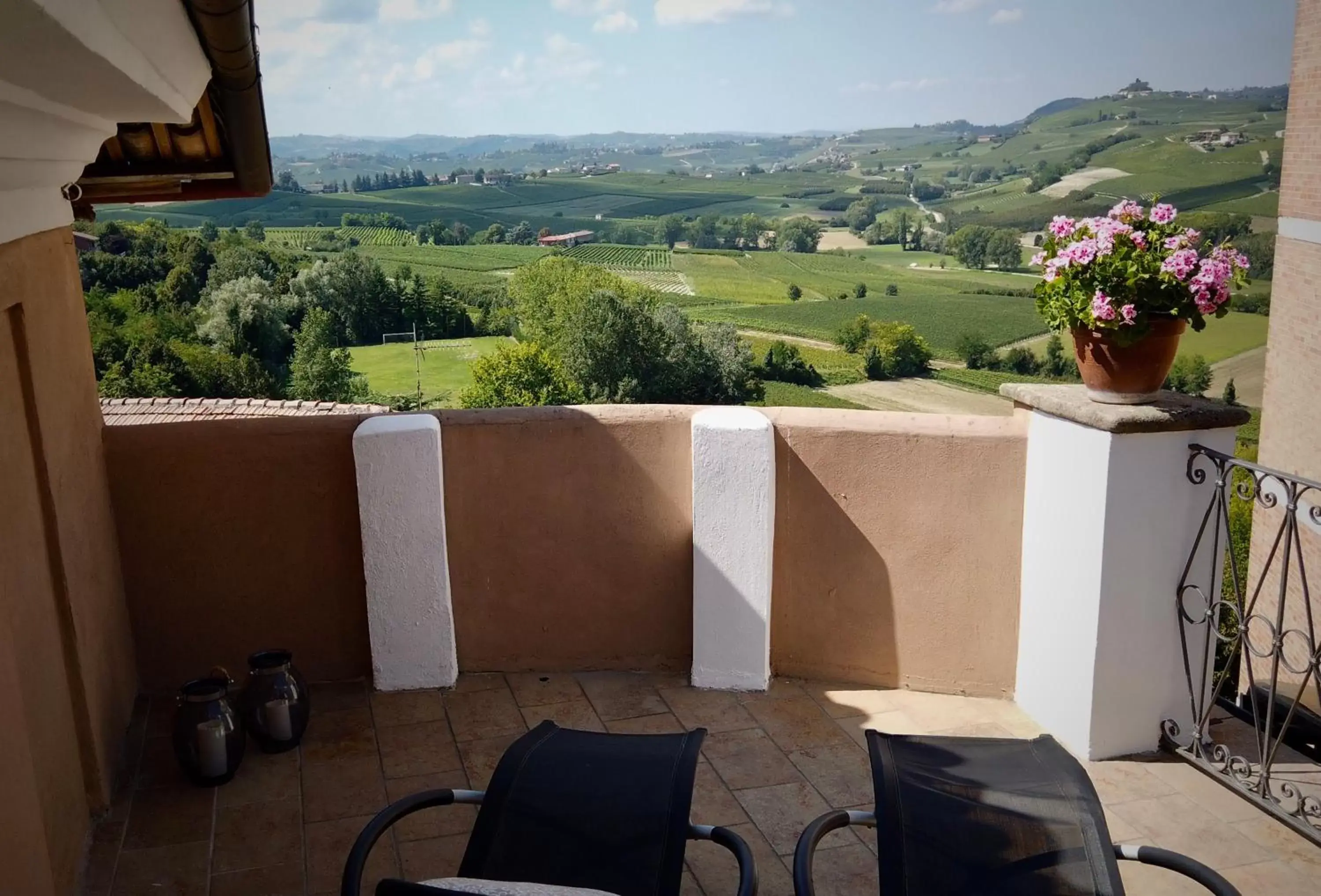 View (from property/room), Balcony/Terrace in La Maggiorina