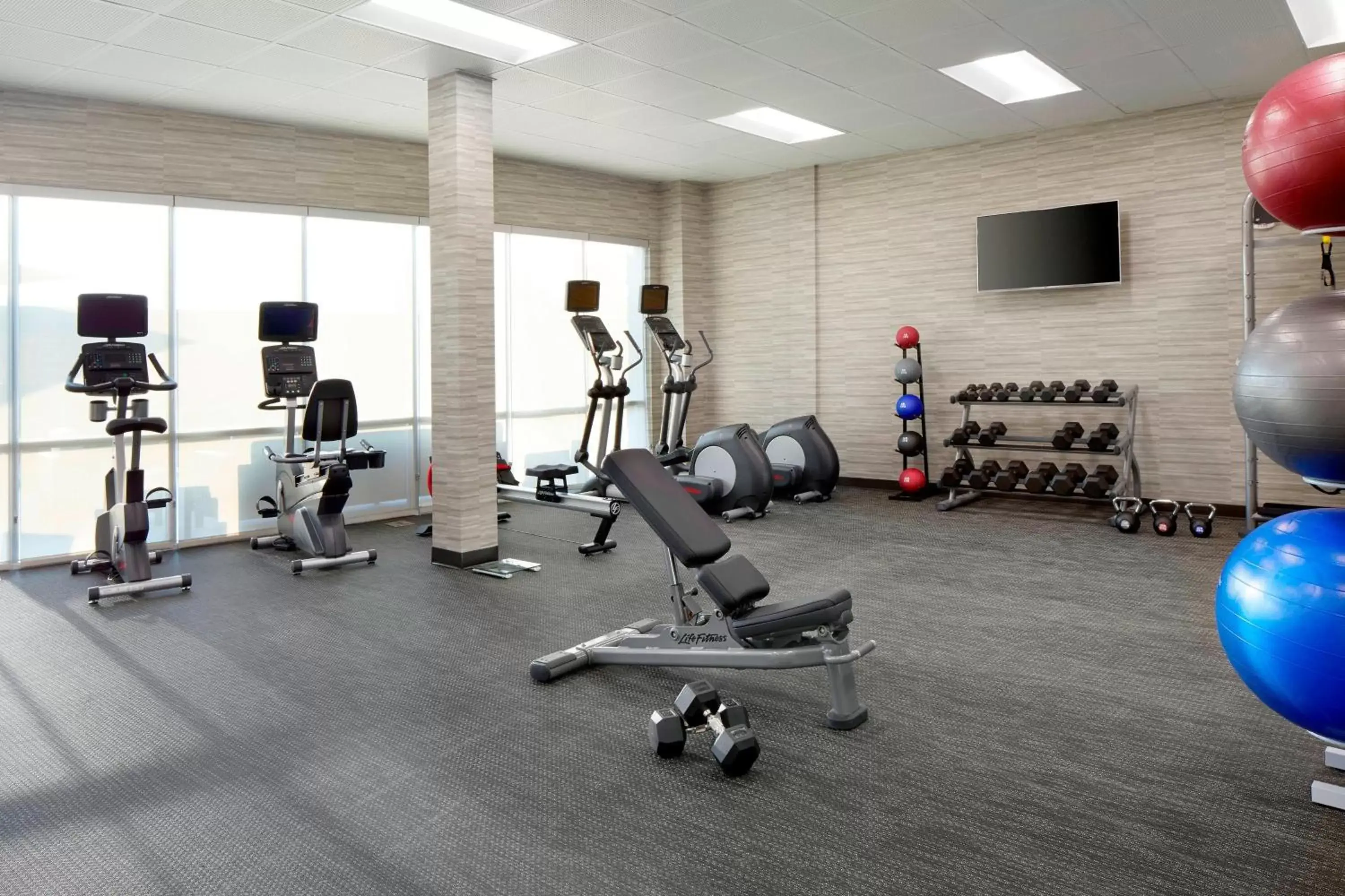 Fitness centre/facilities, Fitness Center/Facilities in Courtyard by Marriott Houston Intercontinental Airport