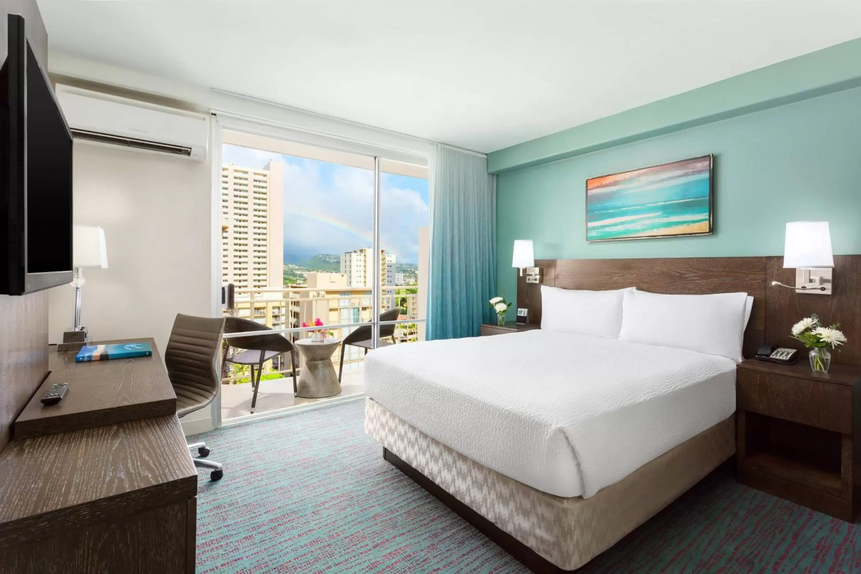 Photo of the whole room in Courtyard by Marriott Waikiki Beach