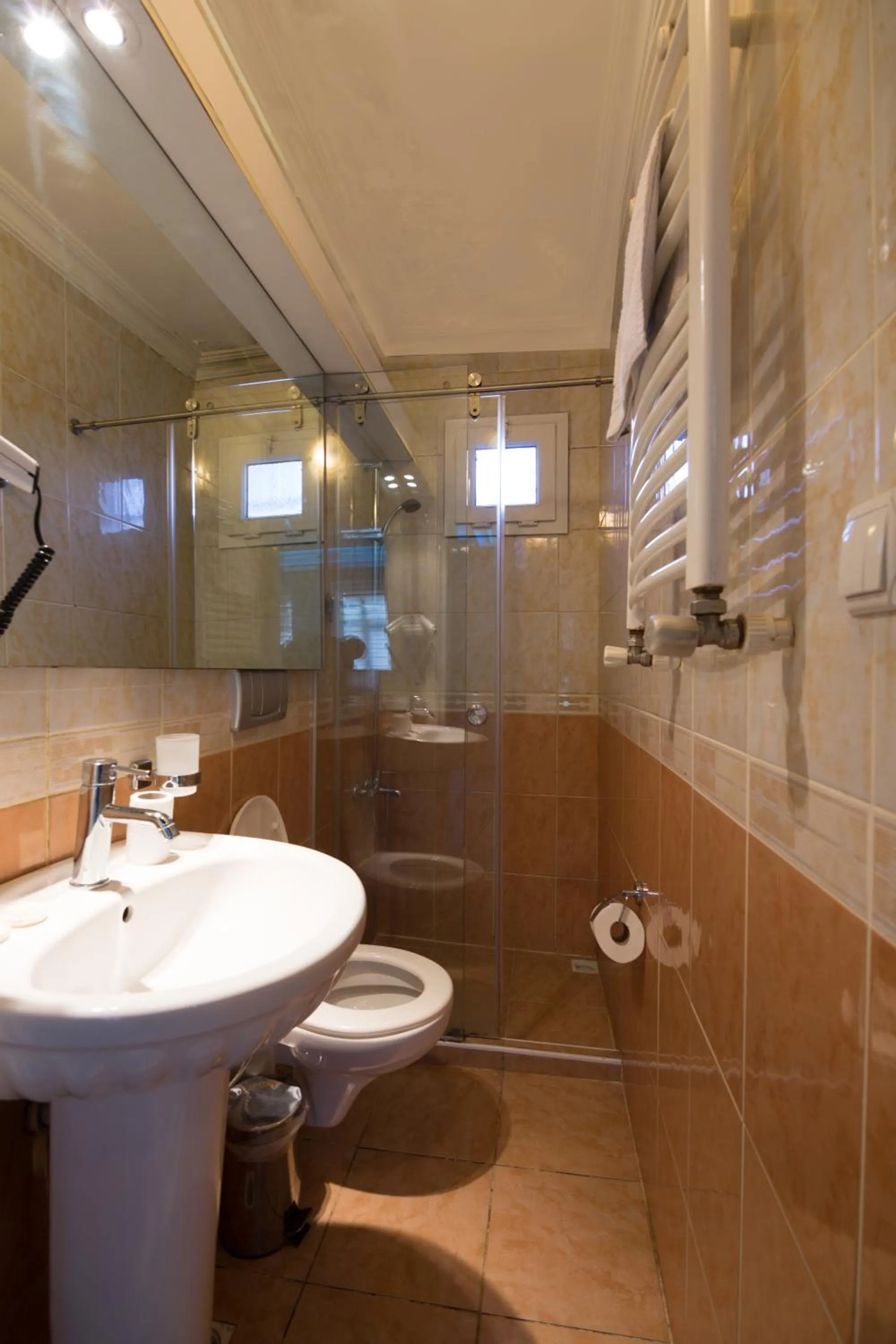 Shower in Element Suites