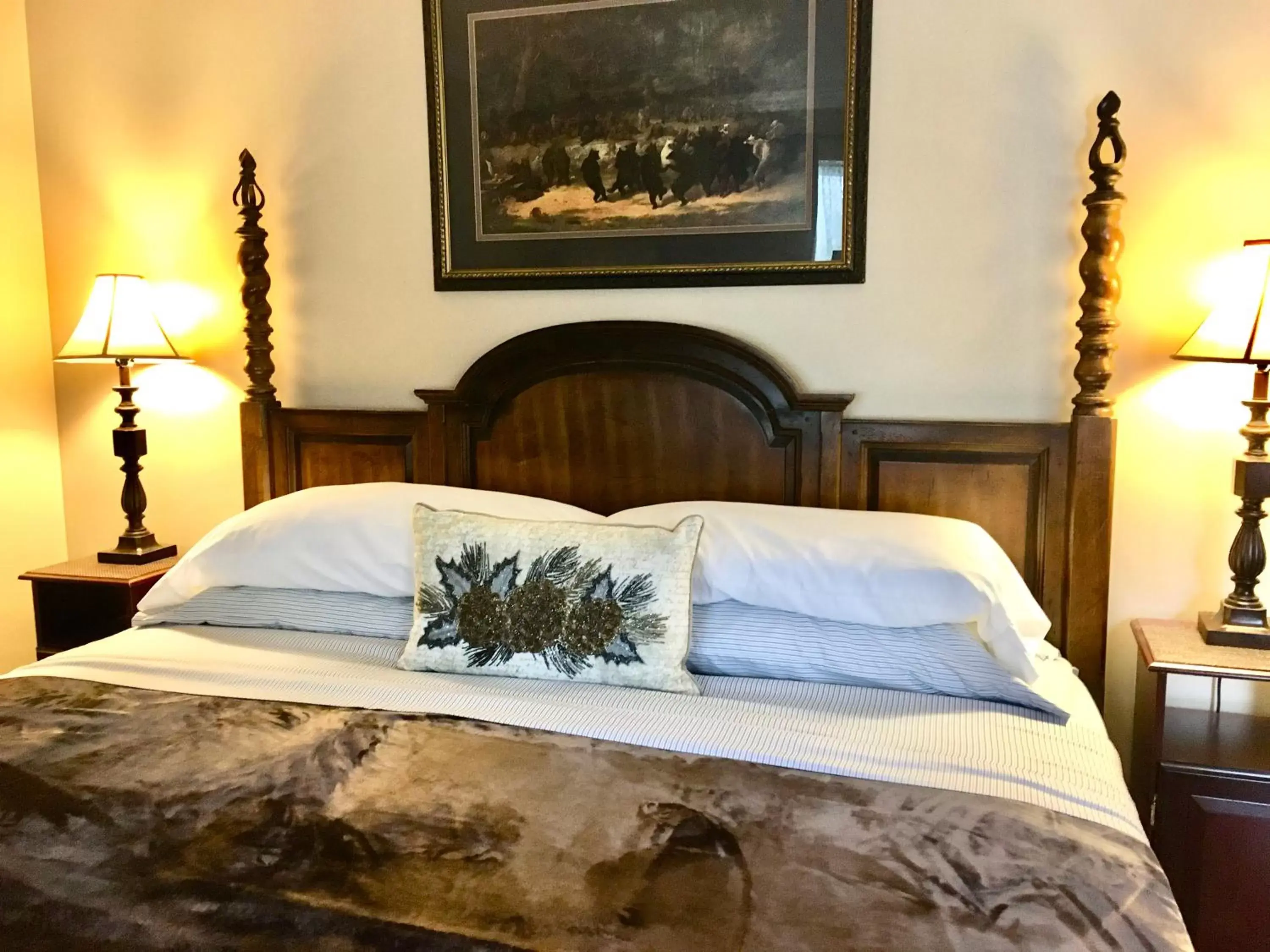 Bedroom, Bed in Grafton Lodge