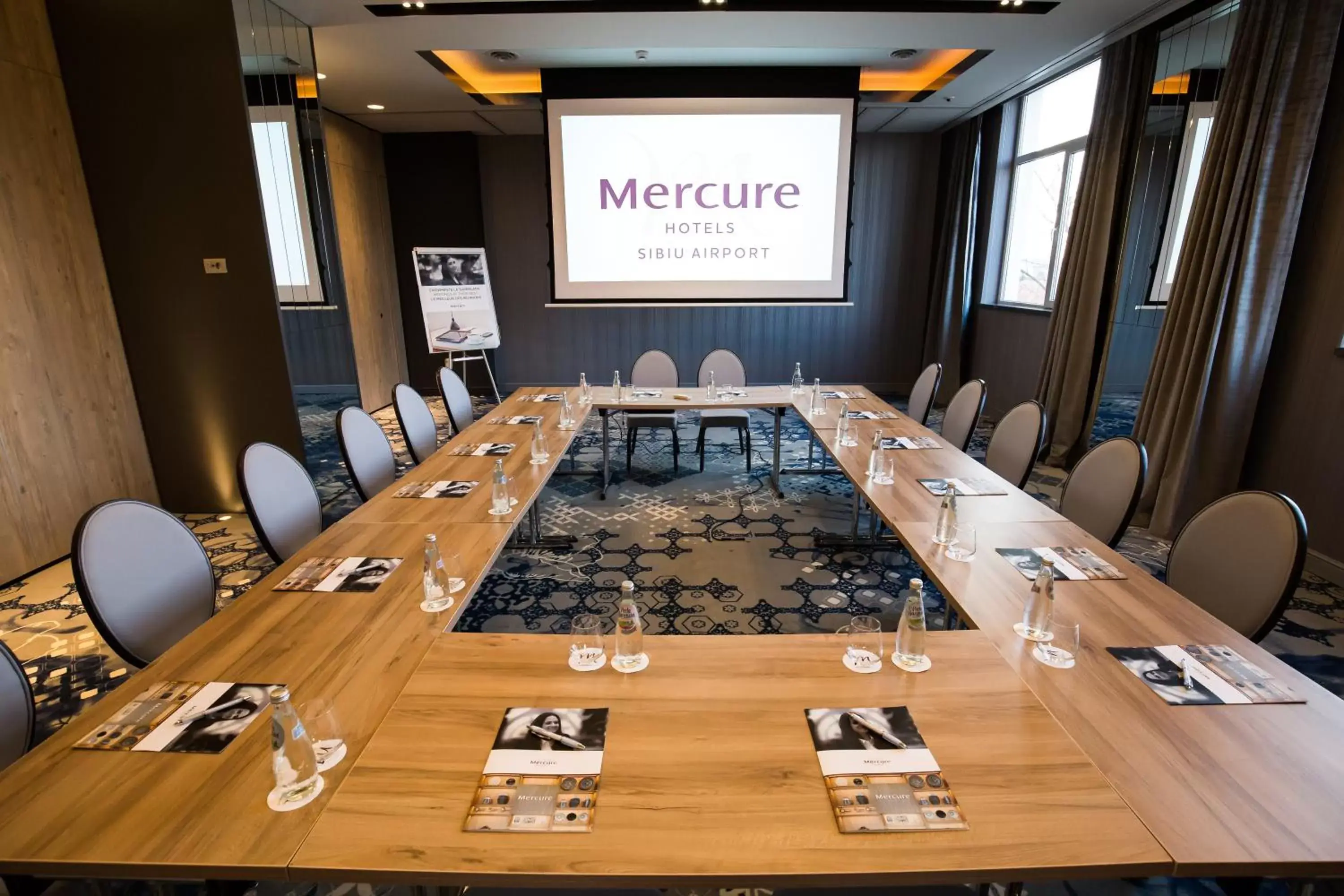 Meeting/conference room, Business Area/Conference Room in Mercure Sibiu Airport
