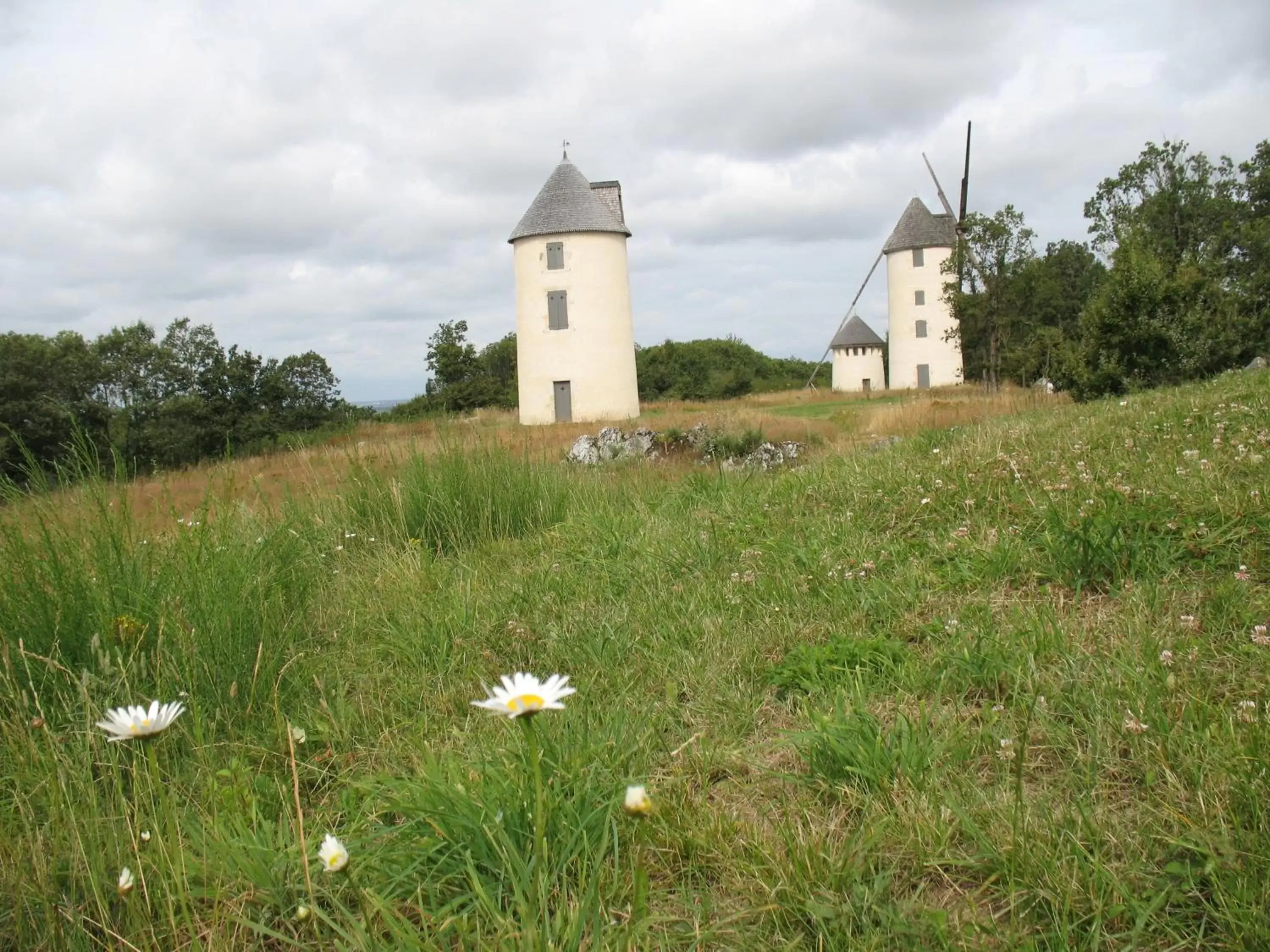 Nearby landmark, Property Building in La Boisnière