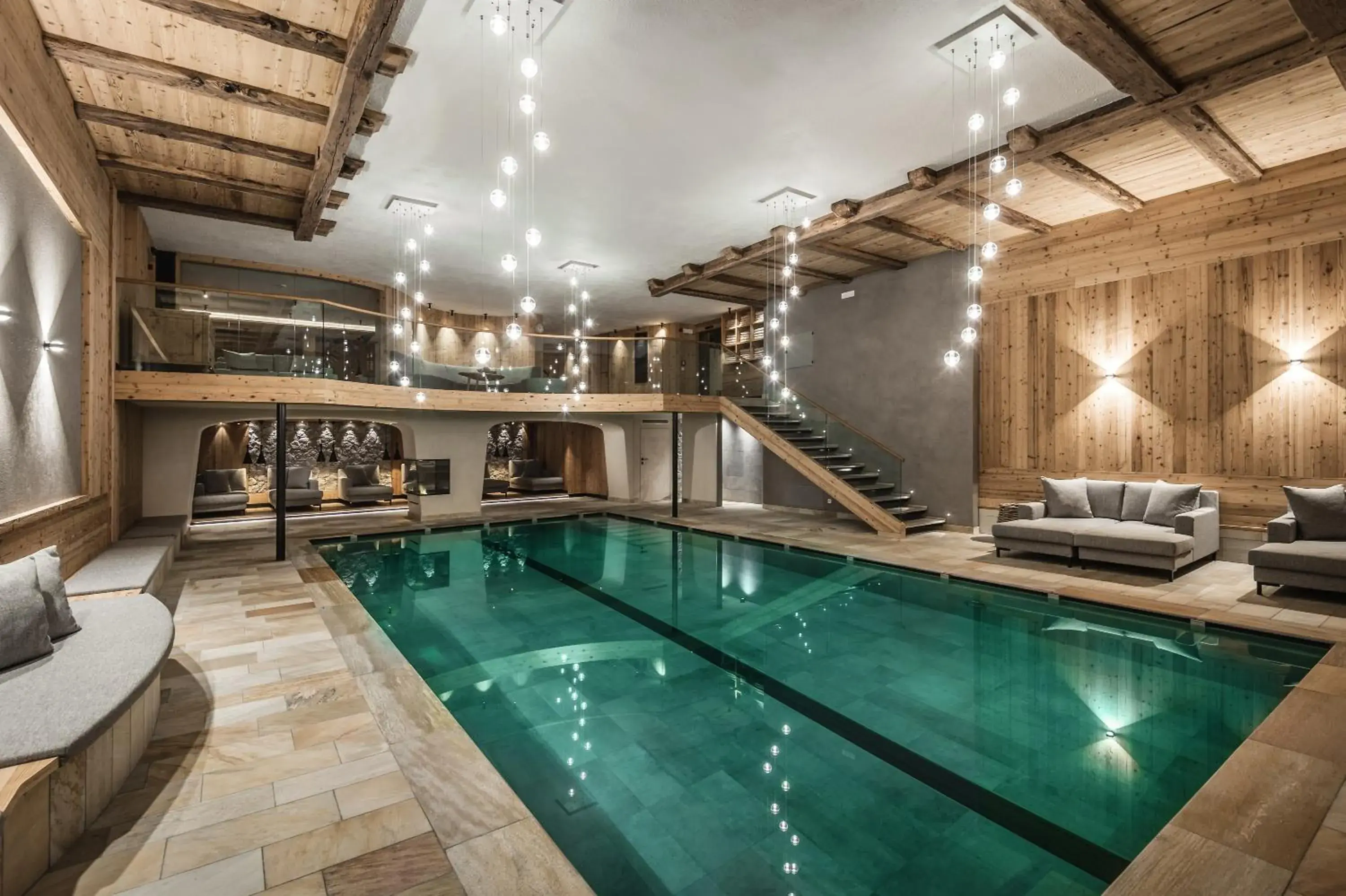 Hot Spring Bath, Swimming Pool in Kolfuschgerhof Mountain Resort