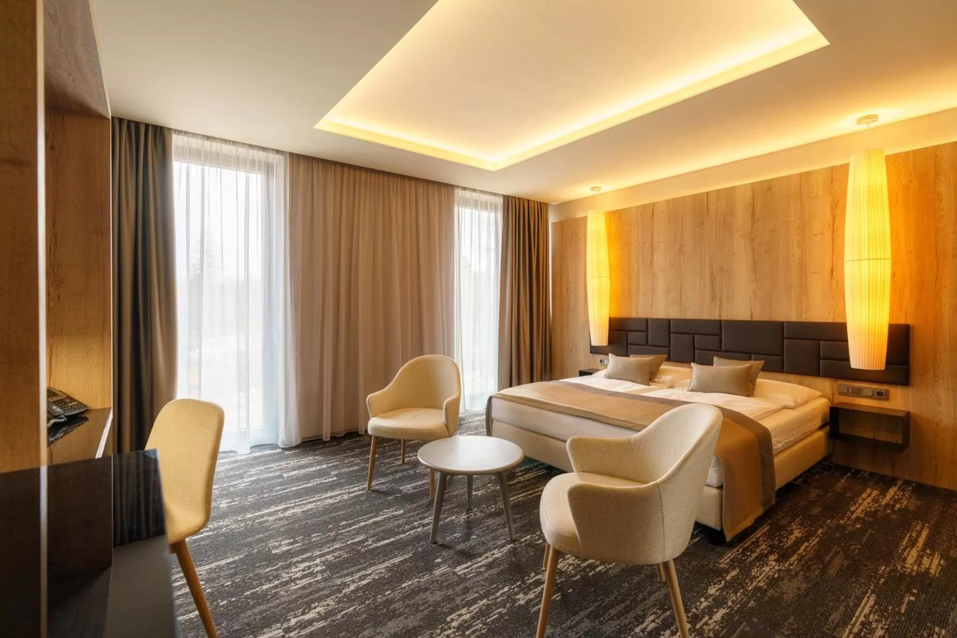 Bedroom, Bed in Hotel Hills