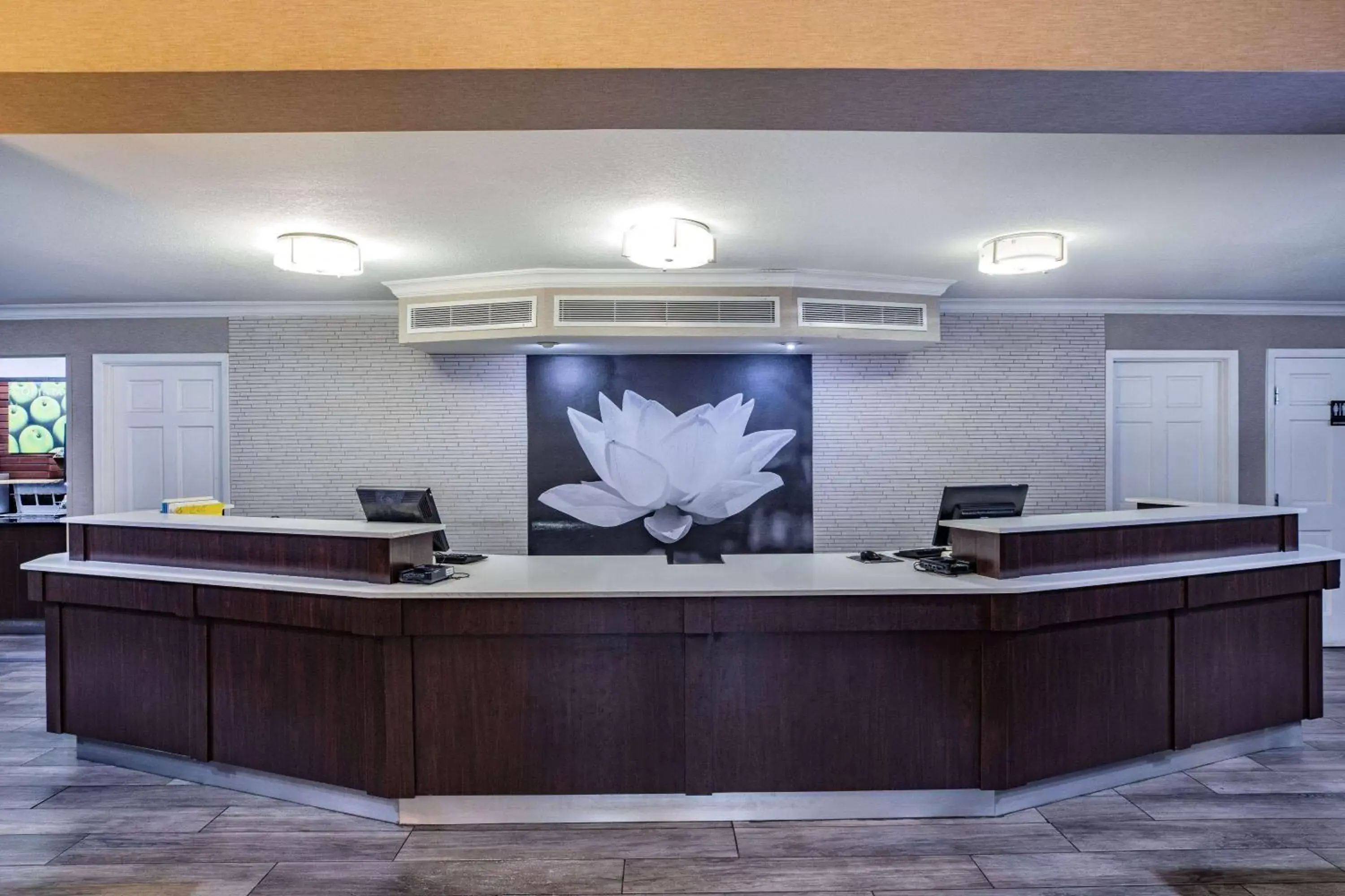 Lobby or reception, Lobby/Reception in La Quinta Inn by Wyndham Laredo I-35