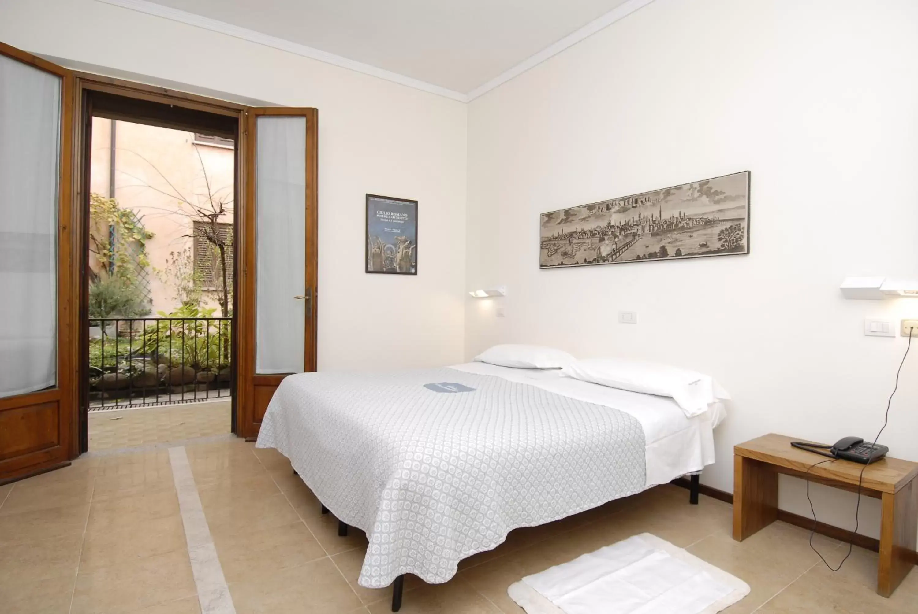 Bedroom, Bed in Albergo Bianchi Stazione