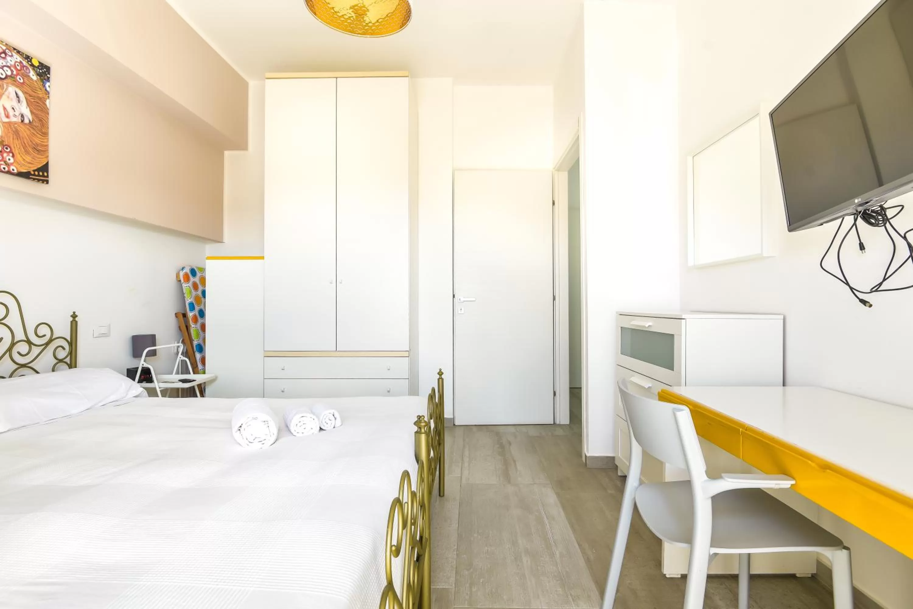 Bed in Aurora Residence