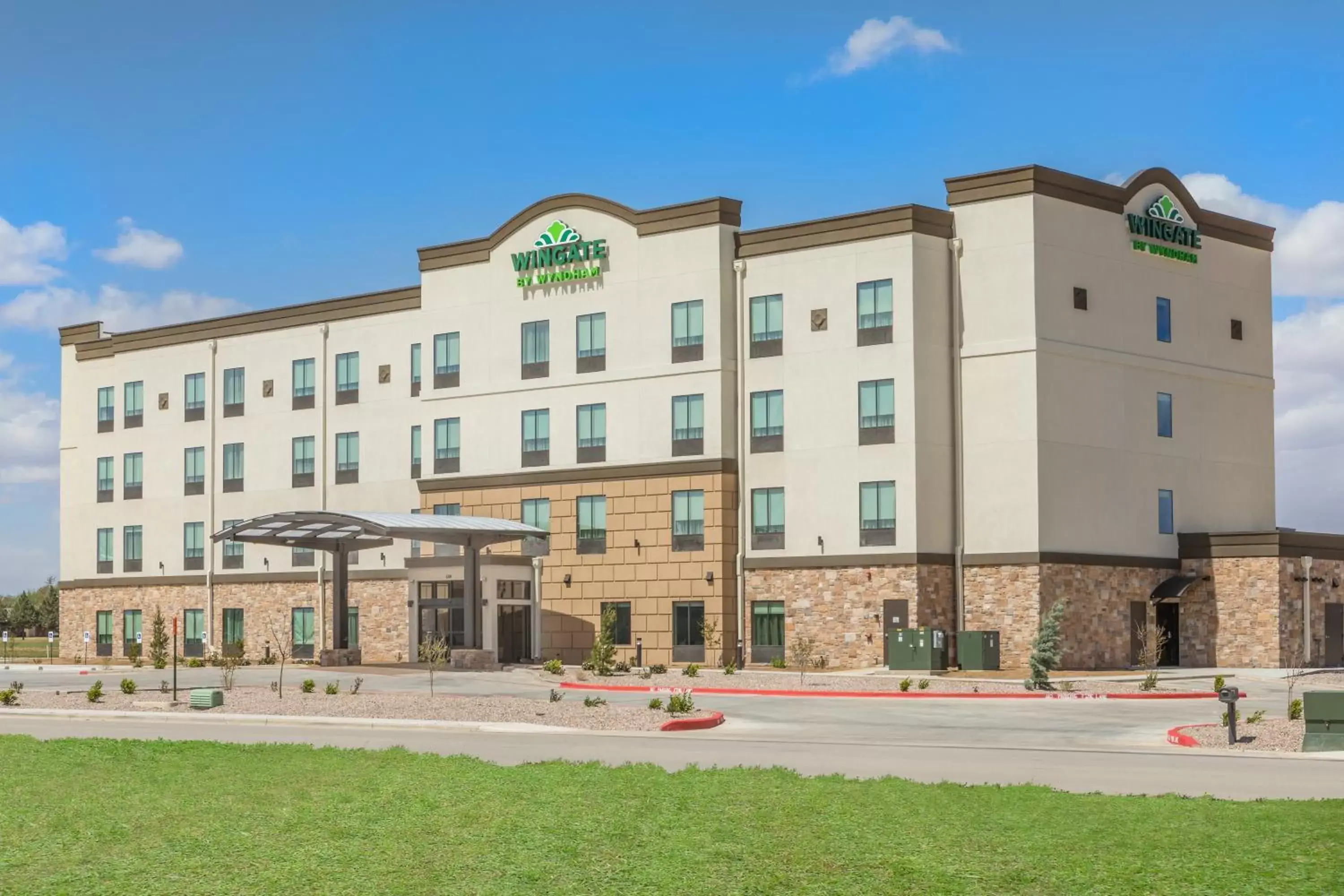 Facade/entrance in Wingate by Wyndham Lubbock Facade/entrance in Wingate by Wyndham Lubbock